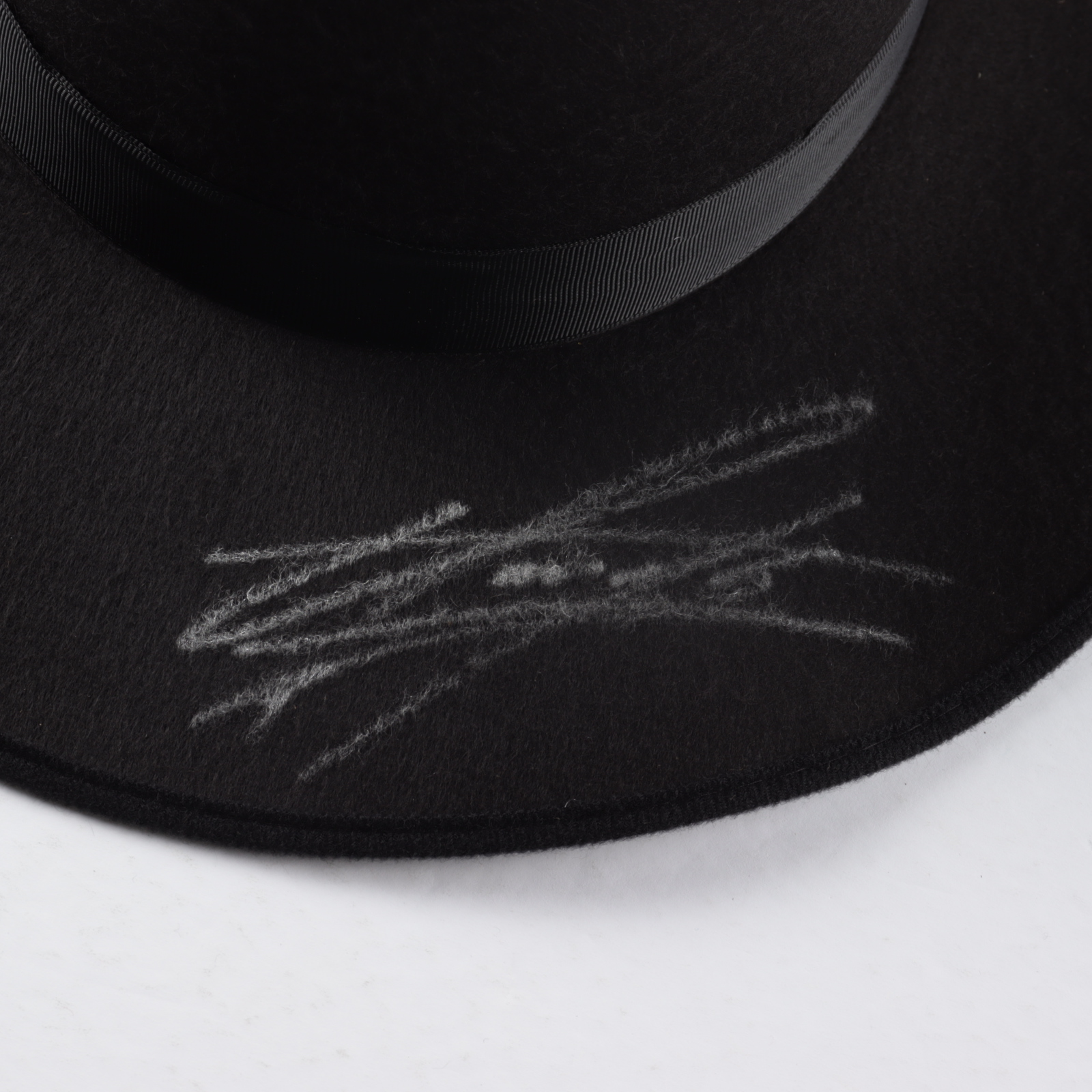 The Undertaker Signed Wide Brim Open Crown Hat (JSA COA & Undertaker Hologram) at PristineAuction.com The Undertaker Signed Wide Brim Open Crown Hat (JSA COA & Undertaker Hologram) at PristineAuction.com