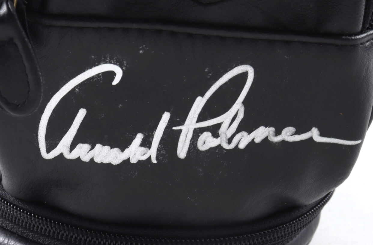 Arnold Palmer Signed Hall of Fame Mini Golf Bag (JSA LOA) (See Description) at PristineAuction.com Arnold Palmer Signed Hall of Fame Mini Golf Bag (JSA LOA) (See Description) at PristineAuction.com