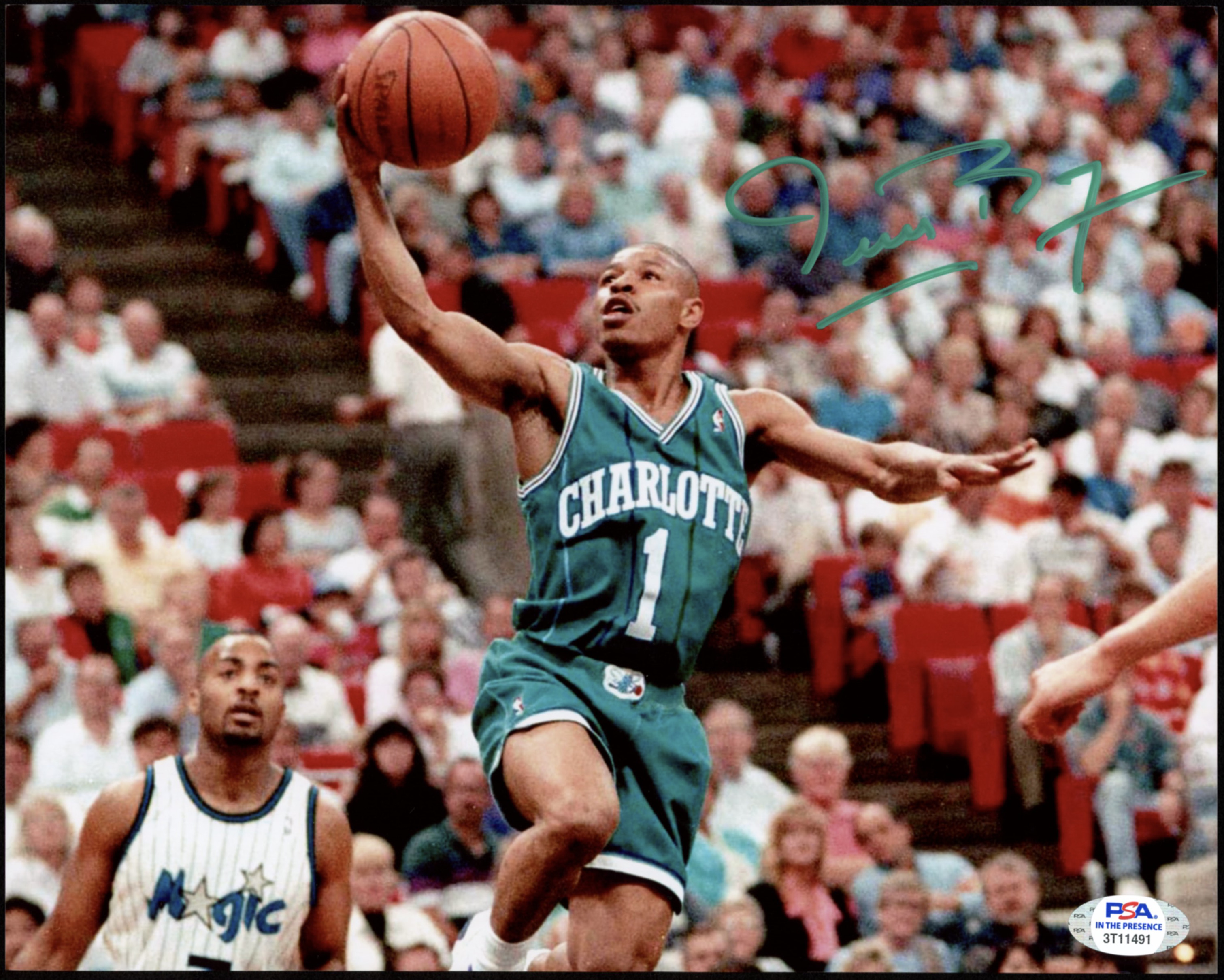 Muggsy Bogues Signed Hornets 8x10 Photo (PSA COA) | Pristine Auction