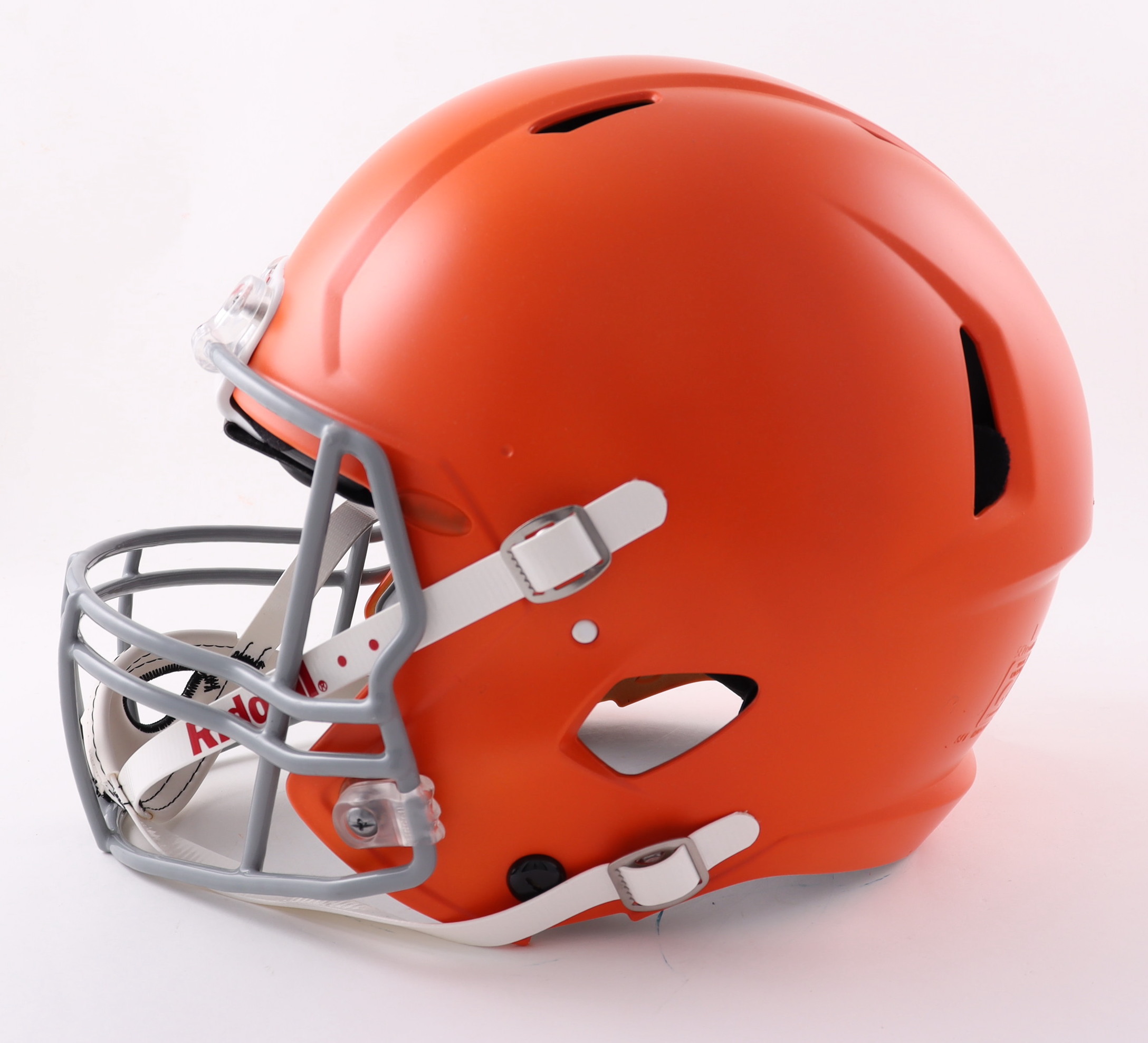 Mike Singletary Signed Full-Size Authentic On-Field Speed Helmet (Beckett Hologram) at PristineAuction.com Mike Singletary Signed Full-Size Authentic On-Field Speed Helmet (Beckett Hologram) at PristineAuction.com