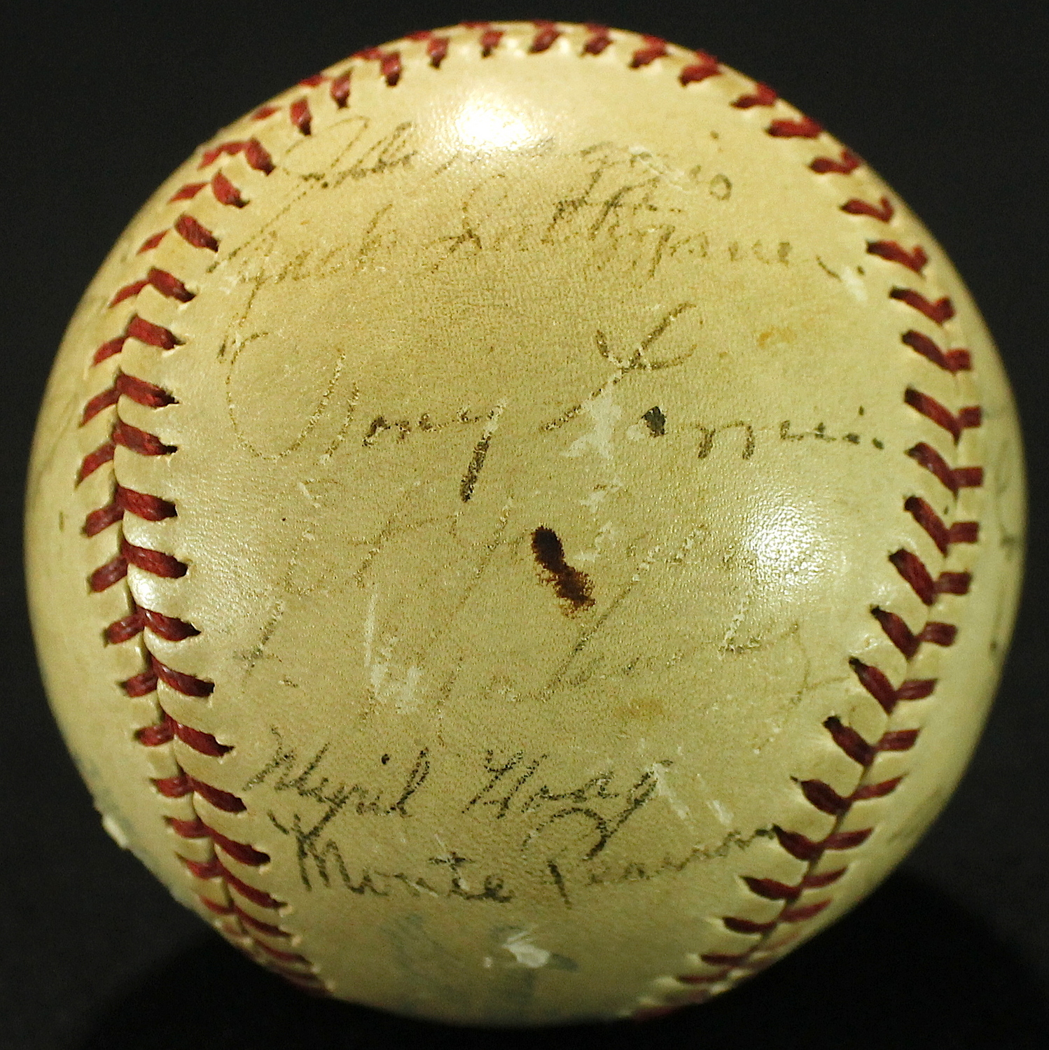 1937 New York Yankees OAL Baseball Team-Signed by (25) with Lou Gehrig, Tony Lazzeri, Lefty Gomez, Red Ruffing, Bill Dickey, Frankie Crosetti (JSA ALOA) at PristineAuction.com 1937 New York Yankees OAL Baseball Team-Signed by (25) with Lou Gehrig, Tony Lazzeri, Lefty Gomez, Red Ruffing, Bill Dickey, Frankie Crosetti (JSA ALOA) at PristineAuction.com