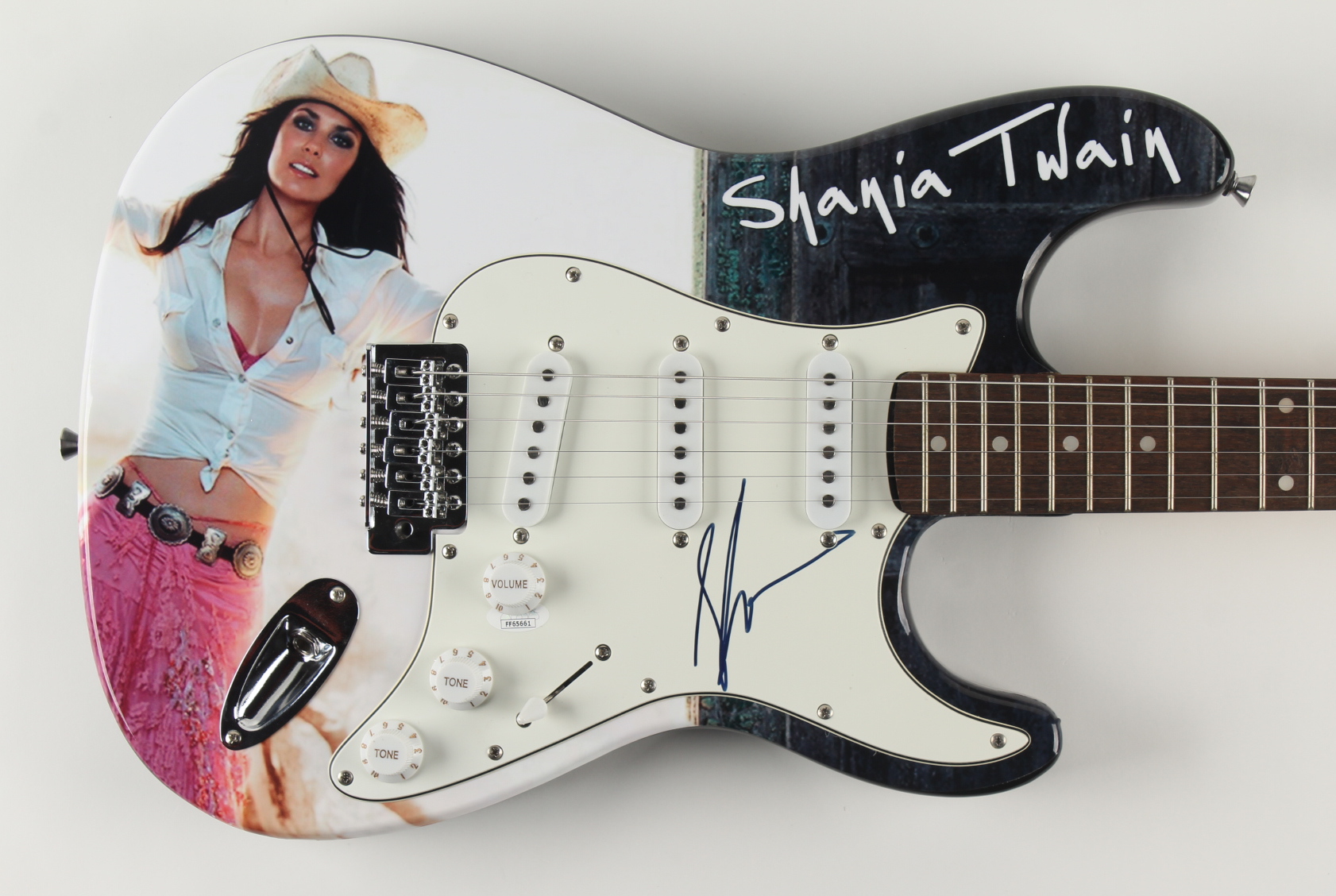 Shania Twain Signed Custom 39" Electric Guitar (JSA COA) at PristineAuction.com Shania Twain Signed Custom 39" Electric Guitar (JSA COA) at PristineAuction.com