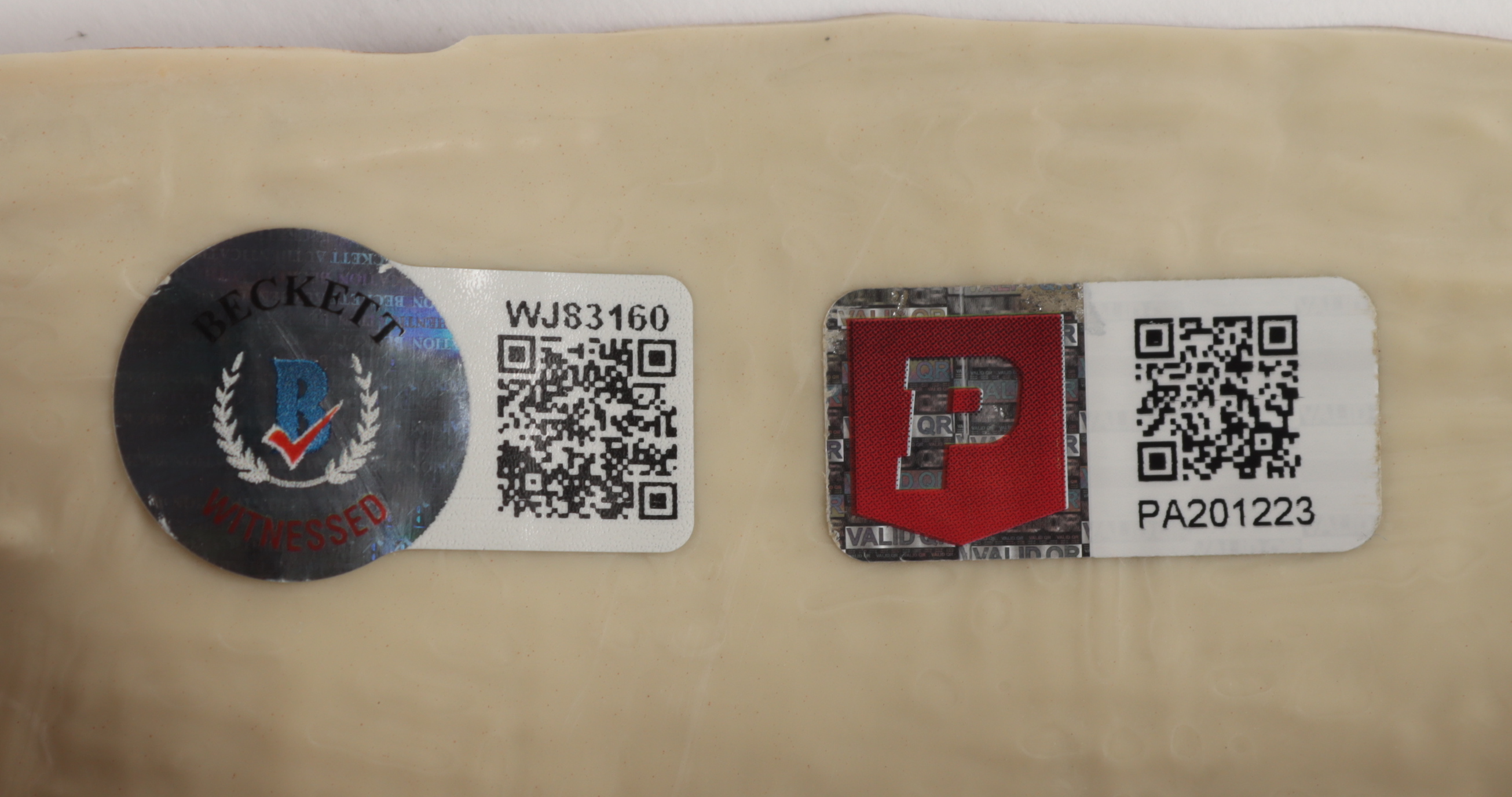 Ken Page Signed "The Nightmare Before Christmas" Oogie Boogie Mask Inscribed "Boo!" & "Oogie Boogie" (Beckett & PA) at PristineAuction.com Ken Page Signed "The Nightmare Before Christmas" Oogie Boogie Mask Inscribed "Boo!" & "Oogie Boogie" (Beckett & PA) at PristineAuction.com