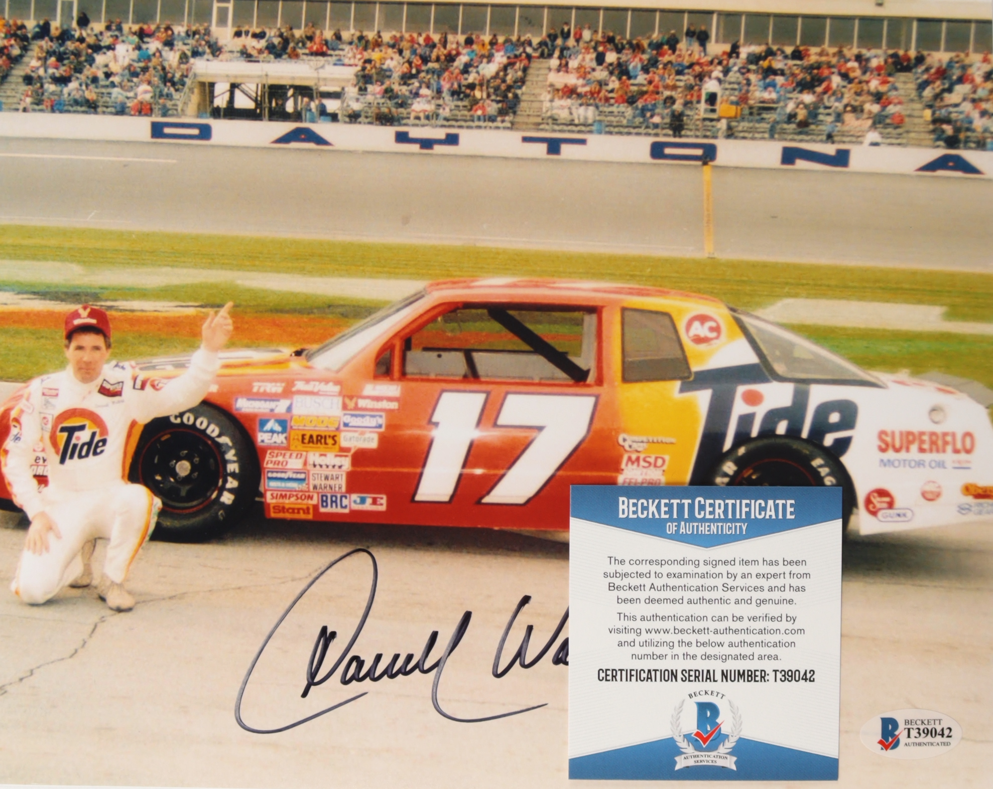 Darrell Waltrip Signed 8x10 Photo (Beckett COA) at PristineAuction.com Darrell Waltrip Signed 8x10 Photo (Beckett COA) at PristineAuction.com