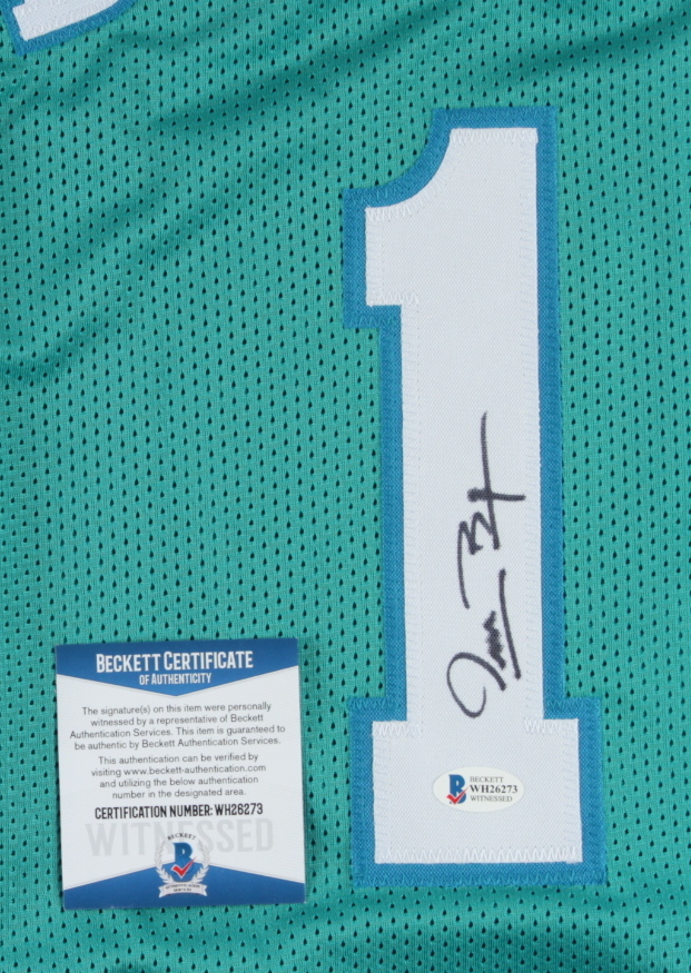 Muggsy Bogues Signed Jersey (Beckett COA) at PristineAuction.com Muggsy Bogues Signed Jersey (Beckett COA) at PristineAuction.com