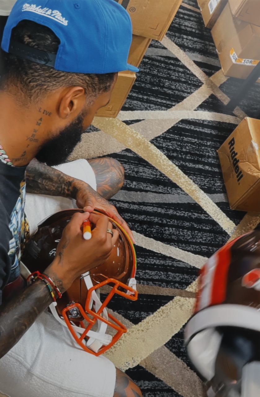 Odell Beckham Jr. & Jarvis Landry Signed Browns Full-Size Flash Alternate Speed Helmet (Beckett Hologram) at PristineAuction.com Odell Beckham Jr. & Jarvis Landry Signed Browns Full-Size Flash Alternate Speed Helmet (Beckett Hologram) at PristineAuction.com