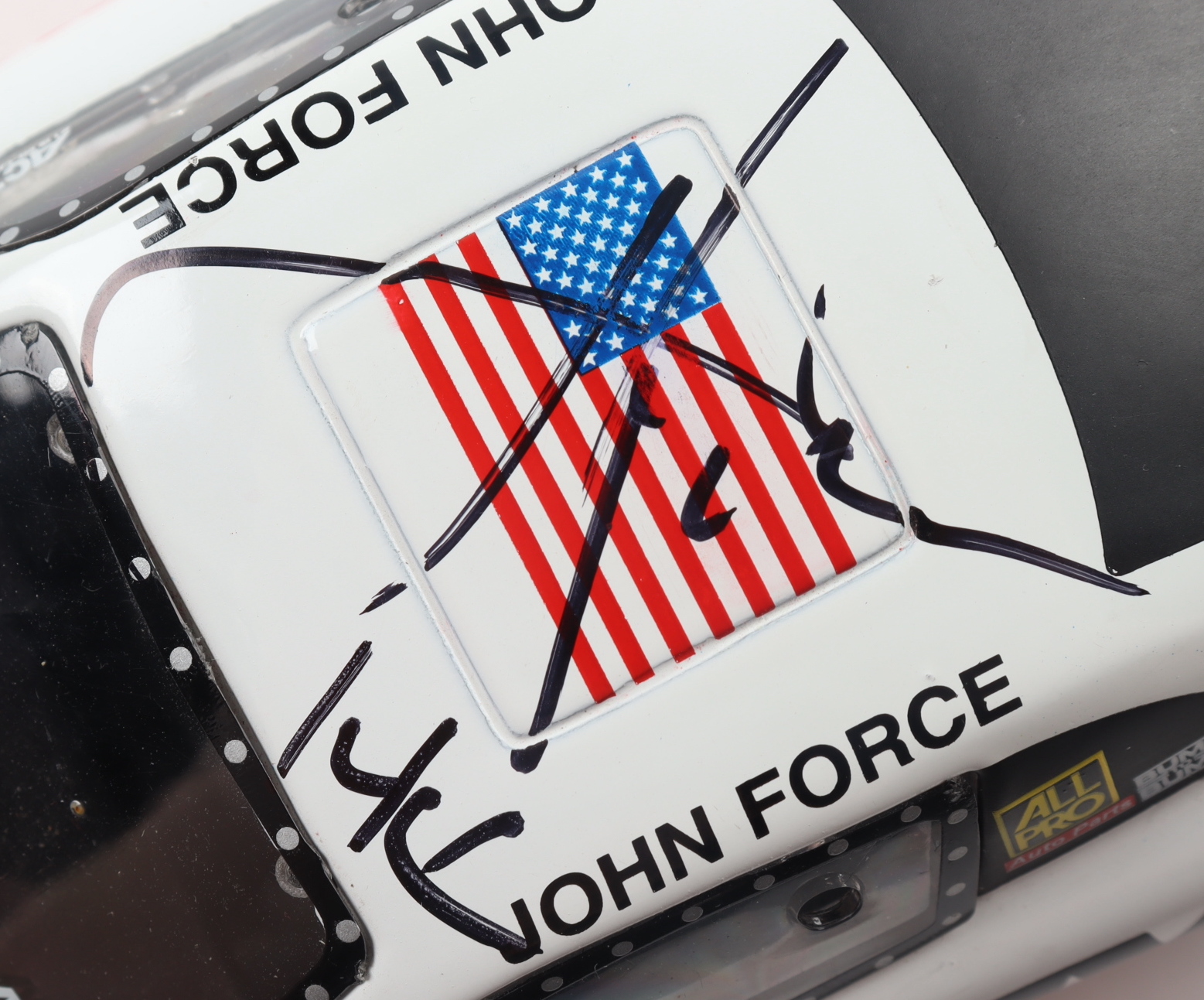 John Force Signed LE Castrol GTX 1998 Mustang Funny Car 1:24 Action Die Cast Car (Beckett COA) (See Description) at PristineAuction.com John Force Signed LE Castrol GTX 1998 Mustang Funny Car 1:24 Action Die Cast Car (Beckett COA) (See Description) at PristineAuction.com