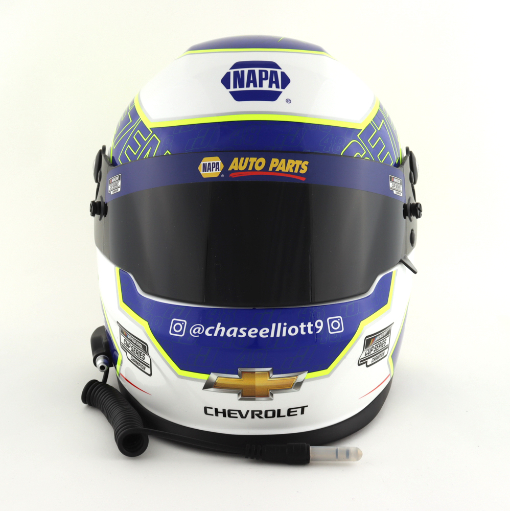 Chase Elliott NASCAR NAPA 2020 Cup Series Champion Full-Size Helmet at PristineAuction.com Chase Elliott NASCAR NAPA 2020 Cup Series Champion Full-Size Helmet at PristineAuction.com