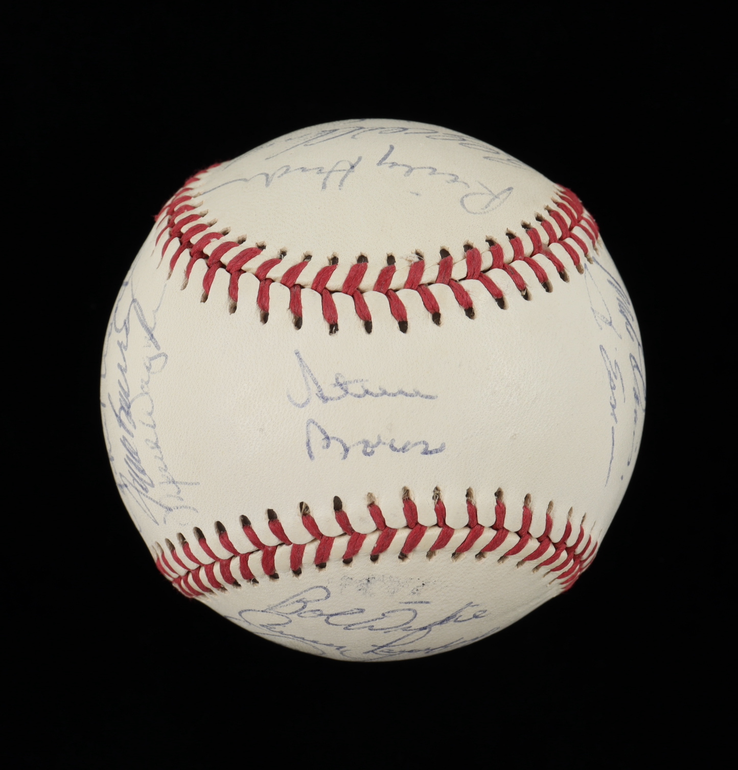 1984 Athletics Logo Baseball Team-Signed by (26) with Rickey Henderson, Billy Williams, Davey Lopes, Dave Kingman (JSA ALOA) at PristineAuction.com 1984 Athletics Logo Baseball Team-Signed by (26) with Rickey Henderson, Billy Williams, Davey Lopes, Dave Kingman (JSA ALOA) at PristineAuction.com