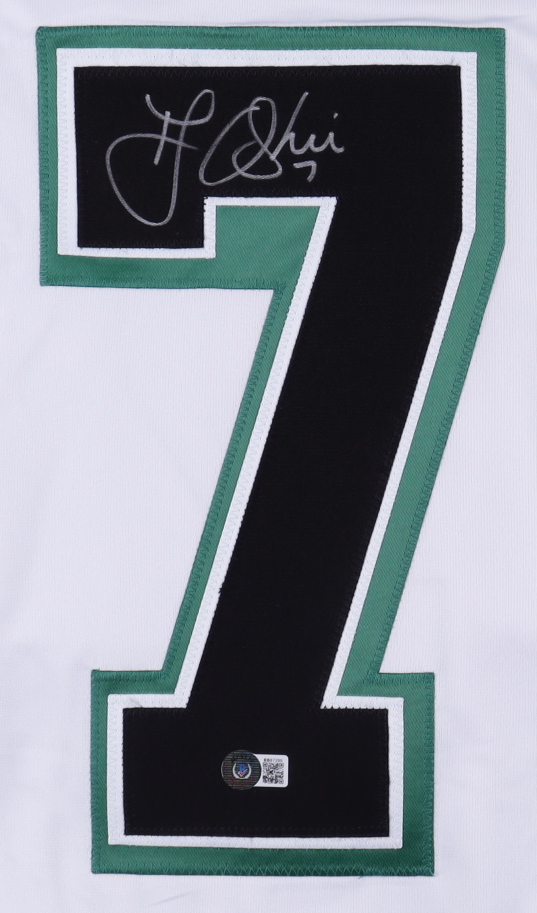 T. J. Oshie Signed Jersey (Beckett) at PristineAuction.com T. J. Oshie Signed Jersey (Beckett) at PristineAuction.com