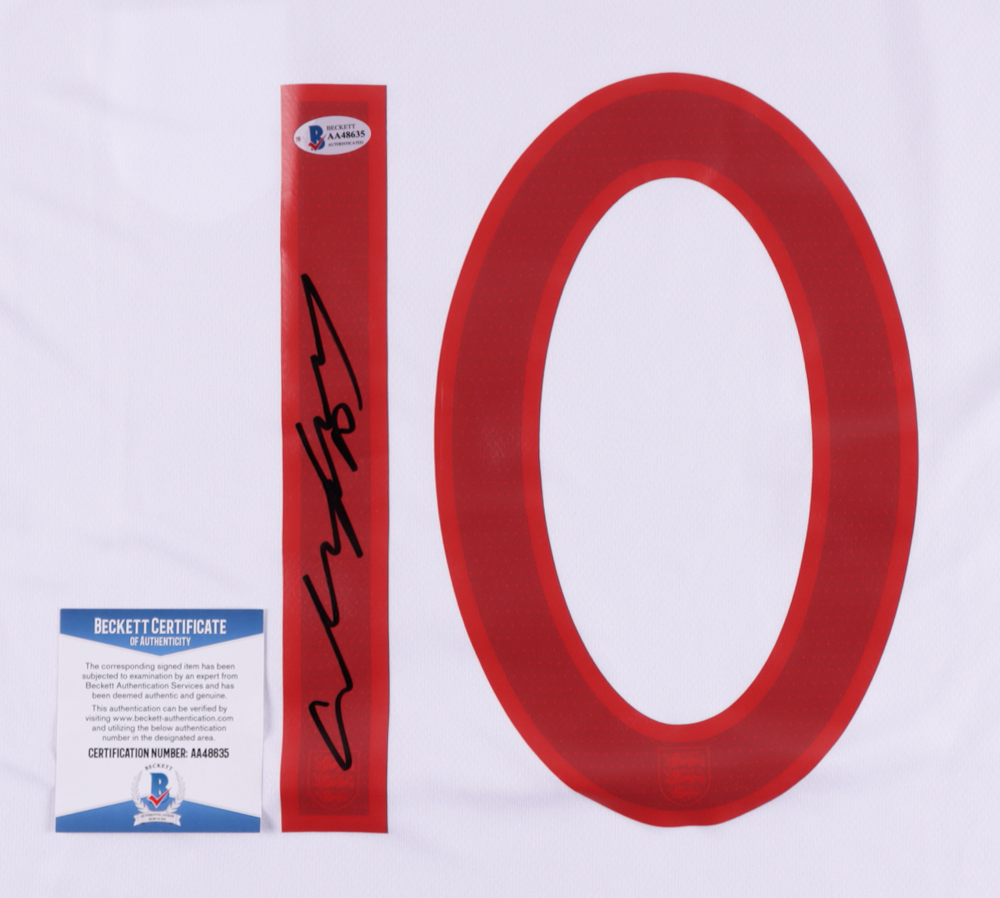 Wayne Rooney Signed Jersey (Beckett COA) (See Description) at PristineAuction.com Wayne Rooney Signed Jersey (Beckett COA) (See Description) at PristineAuction.com