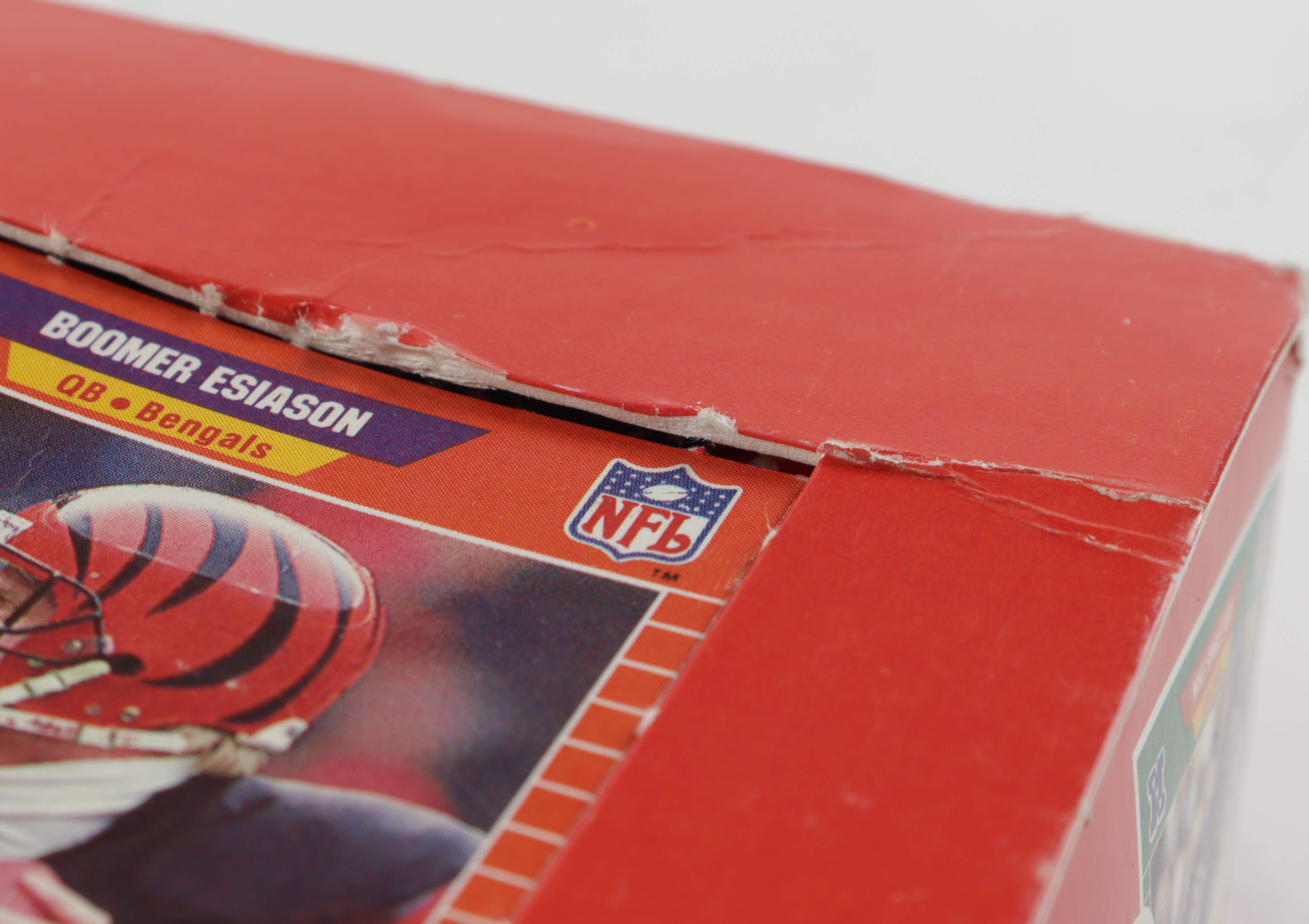 1989 Pro Set Series 2 Football Wax Box with (36) Packs (See Descriptions) at PristineAuction.com 1989 Pro Set Series 2 Football Wax Box with (36) Packs (See Descriptions) at PristineAuction.com