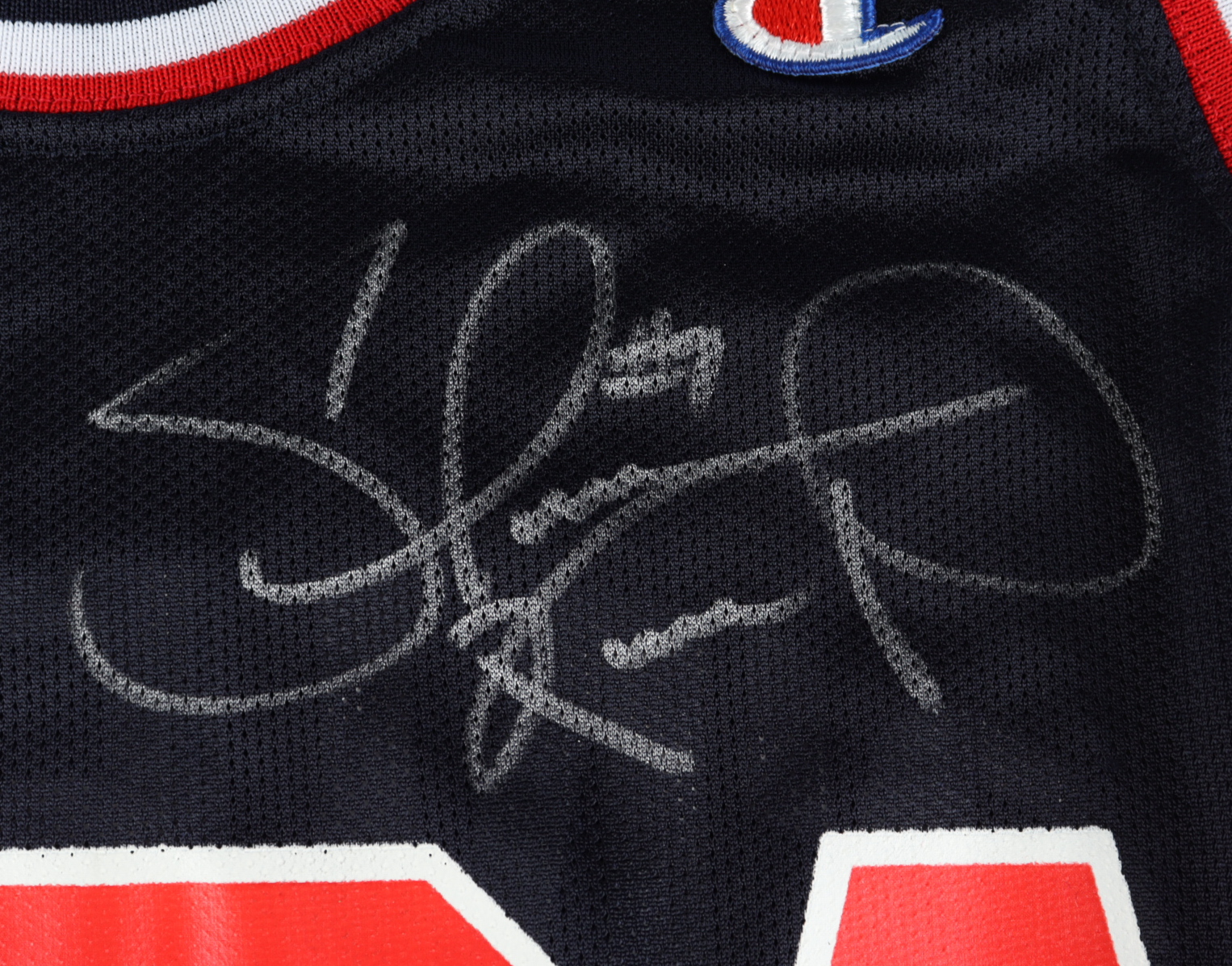 1996 Team USA Jersey Signed by (13) With Shaquille O'Neal, Hakeem Olajuwon, Scottie Pippen, Karle Malone at PristineAuction.com 1996 Team USA Jersey Signed by (13) With Shaquille O'Neal, Hakeem Olajuwon, Scottie Pippen, Karle Malone at PristineAuction.com