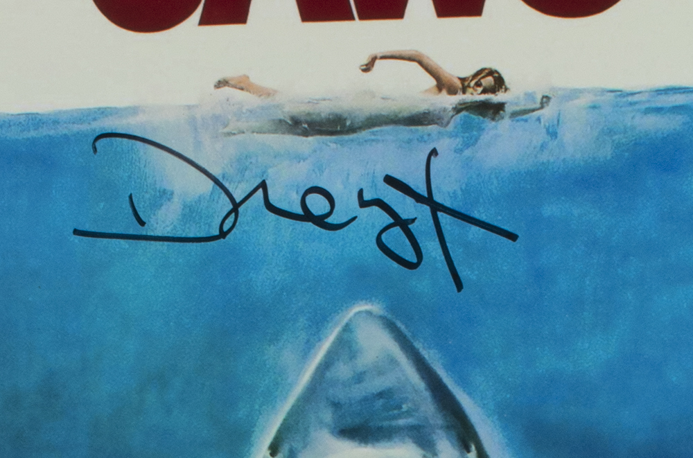 Richard Dreyfuss "Jaws" 11x17 Custom Framed Poster Display (JSA COA) at PristineAuction.com Richard Dreyfuss "Jaws" 11x17 Custom Framed Poster Display (JSA COA) at PristineAuction.com