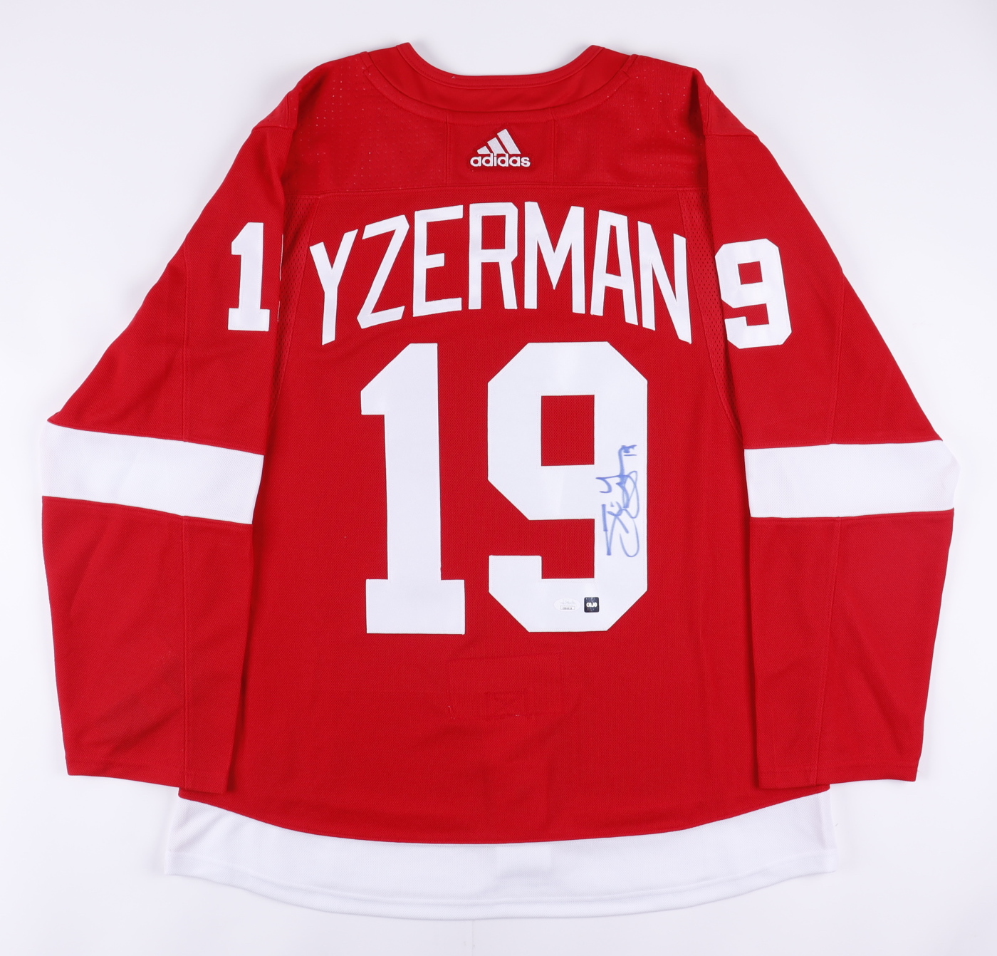 Steve Yzerman Signed Red Wings Captain Jersey (COJO COA & JSA Hologram) at PristineAuction.com Steve Yzerman Signed Red Wings Captain Jersey (COJO COA & JSA Hologram) at PristineAuction.com