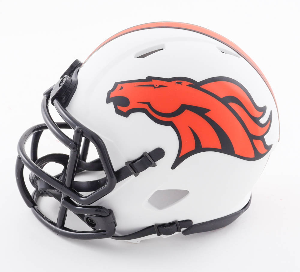 Javonte Williams Signed Broncos Lunar Eclipse Alternate Speed Mini Helmet (Beckett Hologram) at PristineAuction.com Javonte Williams Signed Broncos Lunar Eclipse Alternate Speed Mini Helmet (Beckett Hologram) at PristineAuction.com