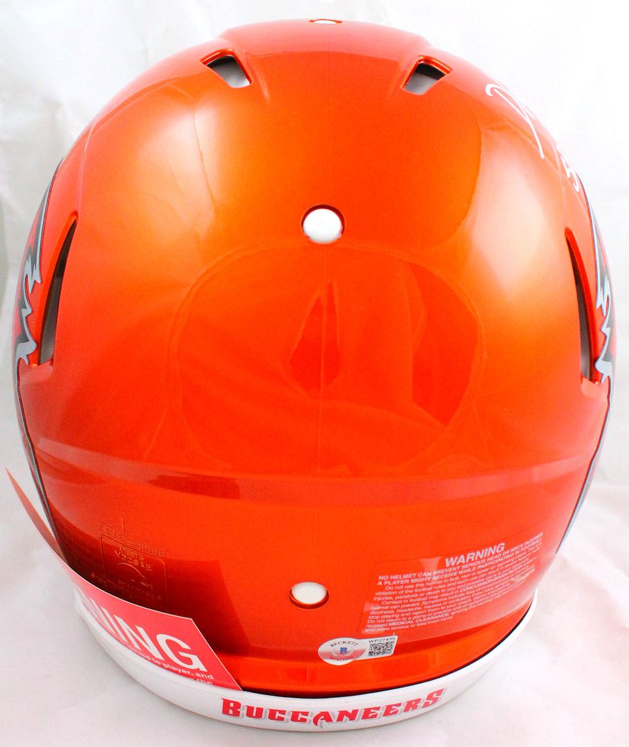 Devin White Signed Buccaneers Full-Size Flash Alternate Speed Helmet (Beckett) at PristineAuction.com Devin White Signed Buccaneers Full-Size Flash Alternate Speed Helmet (Beckett) at PristineAuction.com