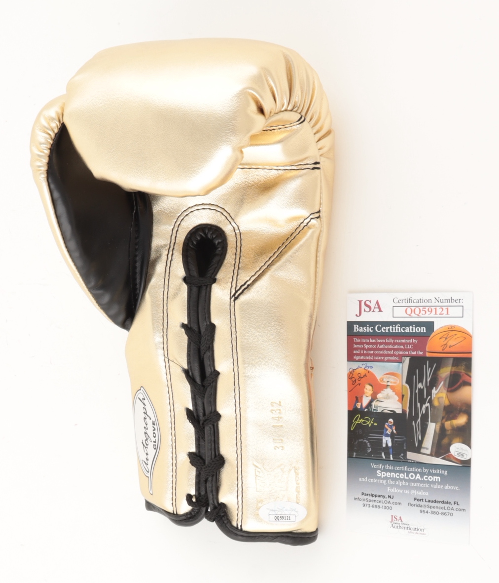 Julio Cesar Chavez Sr. Signed Cleto Reyes Boxing Glove (JSA COA) at PristineAuction.com Julio Cesar Chavez Sr. Signed Cleto Reyes Boxing Glove (JSA COA) at PristineAuction.com