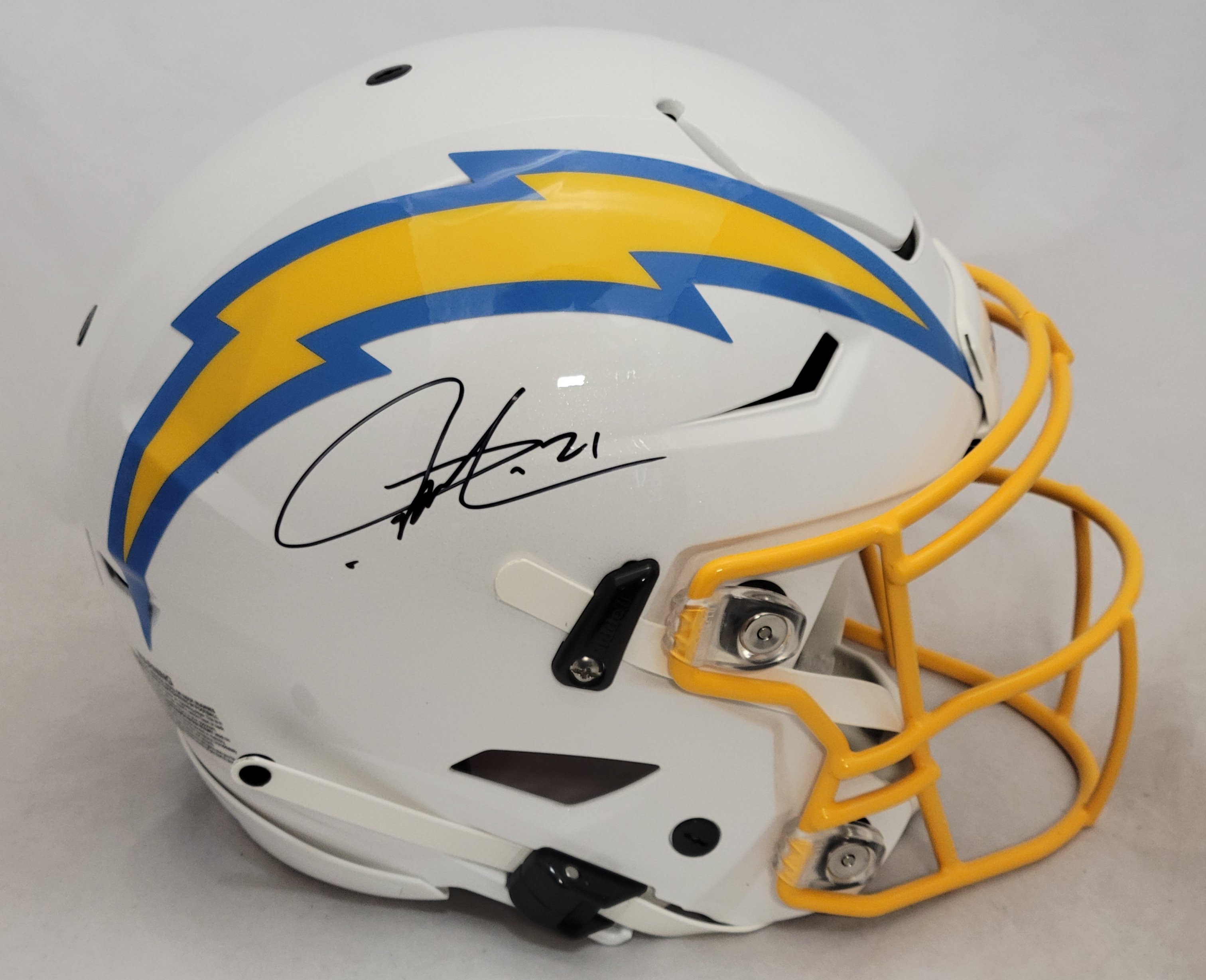 LaDainian Tomlinson Signed Chargers Full-Size Authentic On-Field SpeedFlex Helmet (Beckett) at PristineAuction.com LaDainian Tomlinson Signed Chargers Full-Size Authentic On-Field SpeedFlex Helmet (Beckett) at PristineAuction.com
