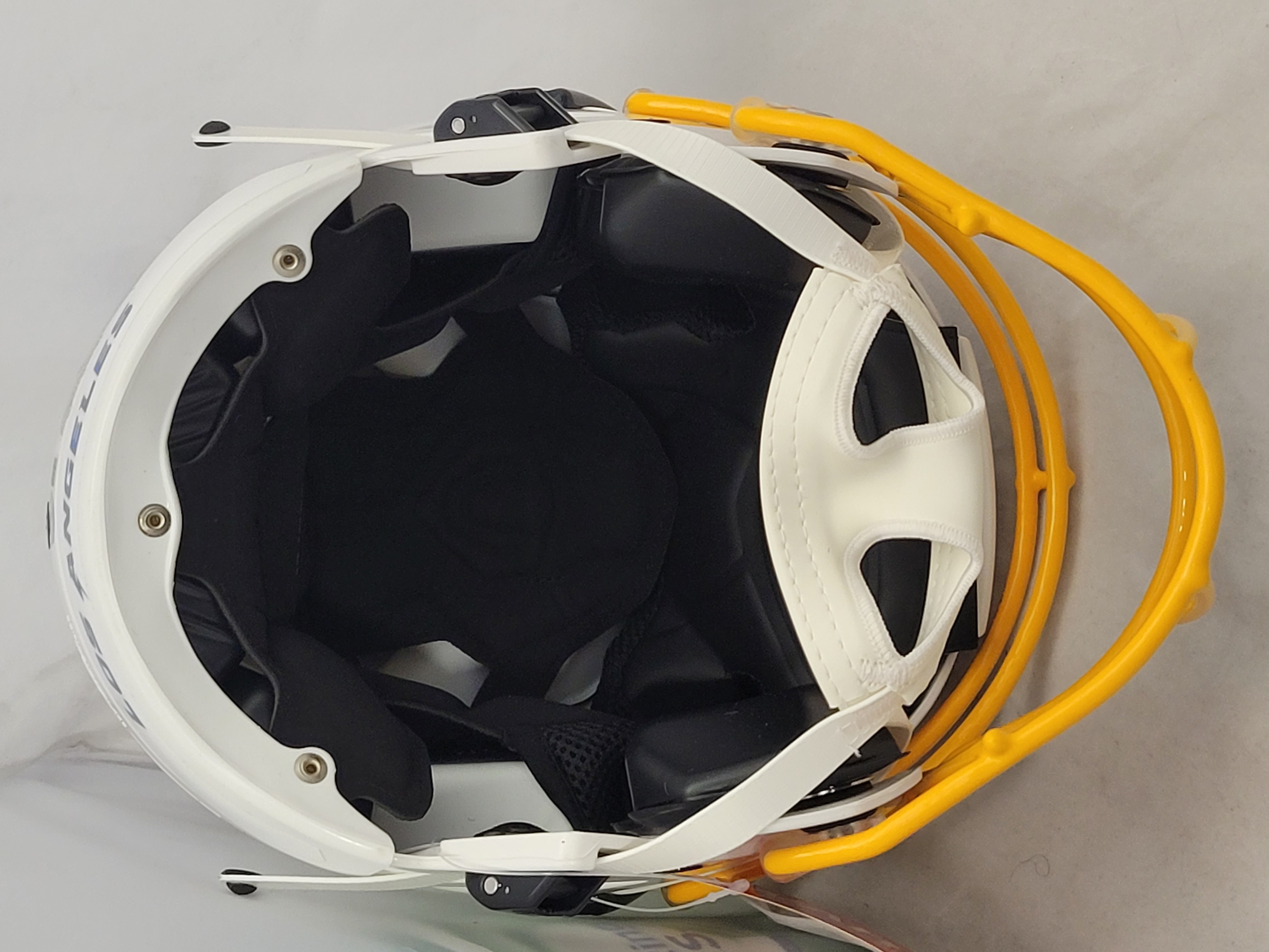 LaDainian Tomlinson Signed Chargers Full-Size Authentic On-Field SpeedFlex Helmet (Beckett) at PristineAuction.com LaDainian Tomlinson Signed Chargers Full-Size Authentic On-Field SpeedFlex Helmet (Beckett) at PristineAuction.com