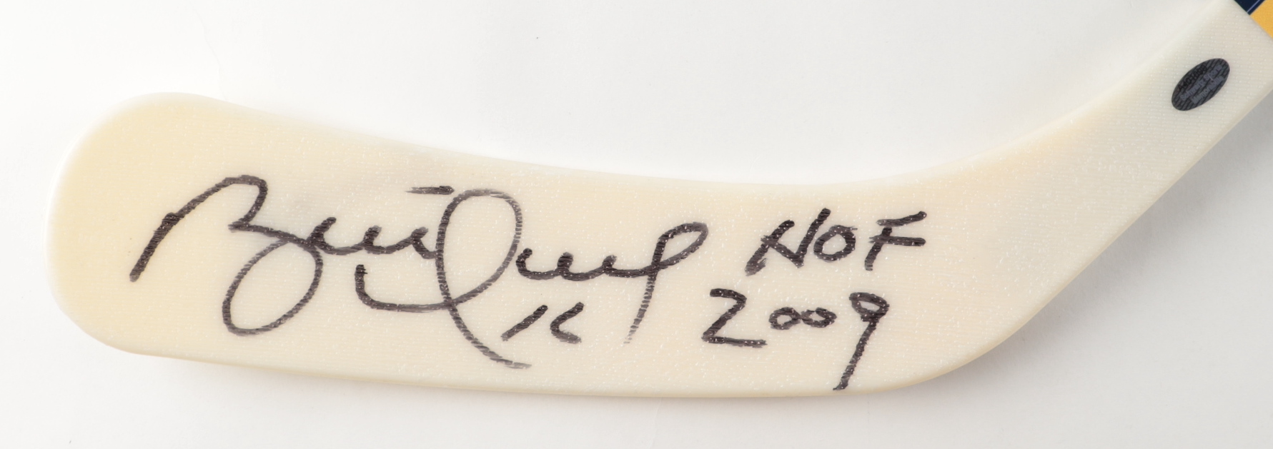 Brett Hull Signed Franklin Hockey Stick Inscribed "HOF 2009" (Schwartz Sports COA) at PristineAuction.com Brett Hull Signed Franklin Hockey Stick Inscribed "HOF 2009" (Schwartz Sports COA) at PristineAuction.com