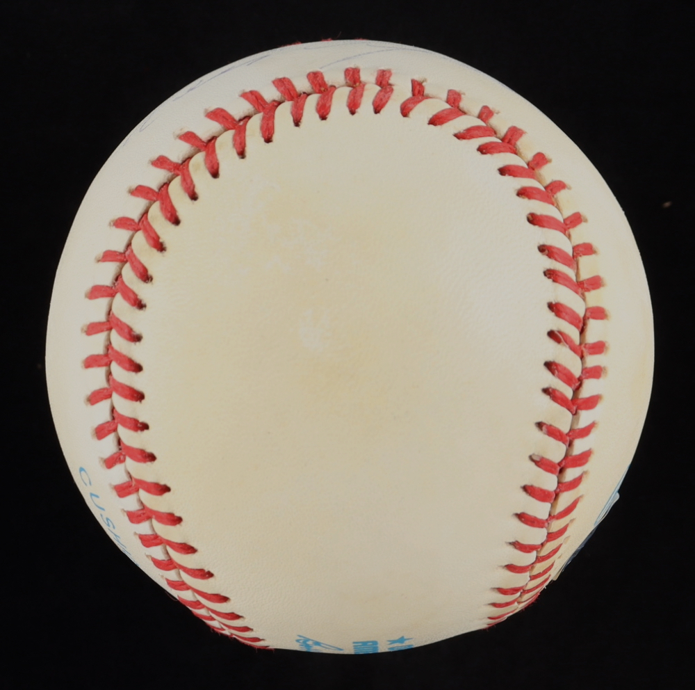 Luis Aparicio Signed OAL Baseball (PSA COA) at PristineAuction.com Luis Aparicio Signed OAL Baseball (PSA COA) at PristineAuction.com