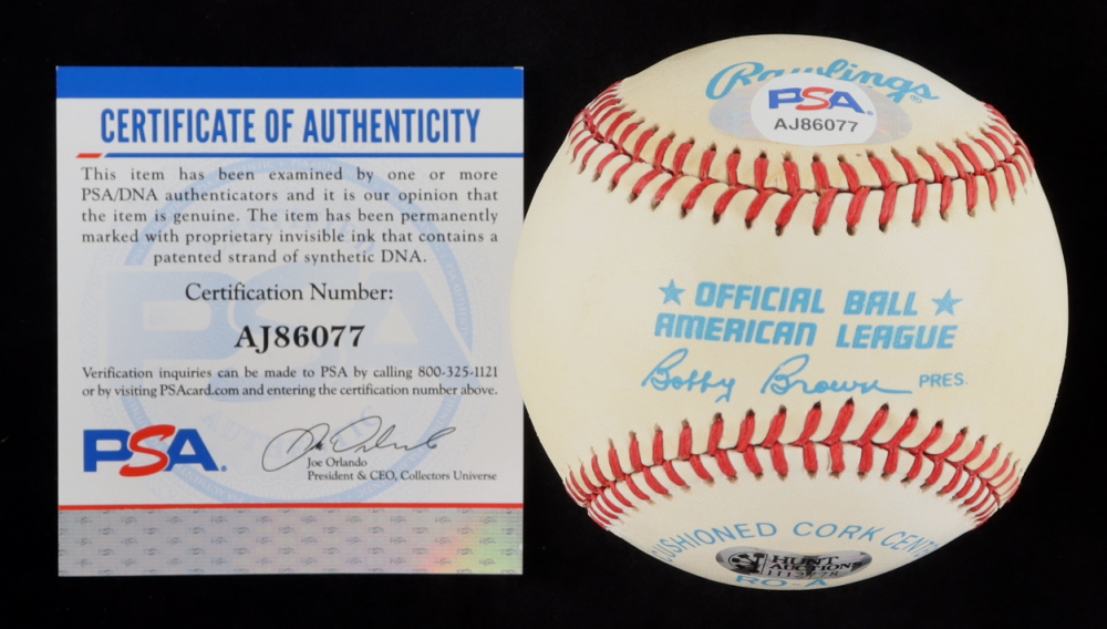 Luis Aparicio Signed OAL Baseball (PSA COA) at PristineAuction.com Luis Aparicio Signed OAL Baseball (PSA COA) at PristineAuction.com