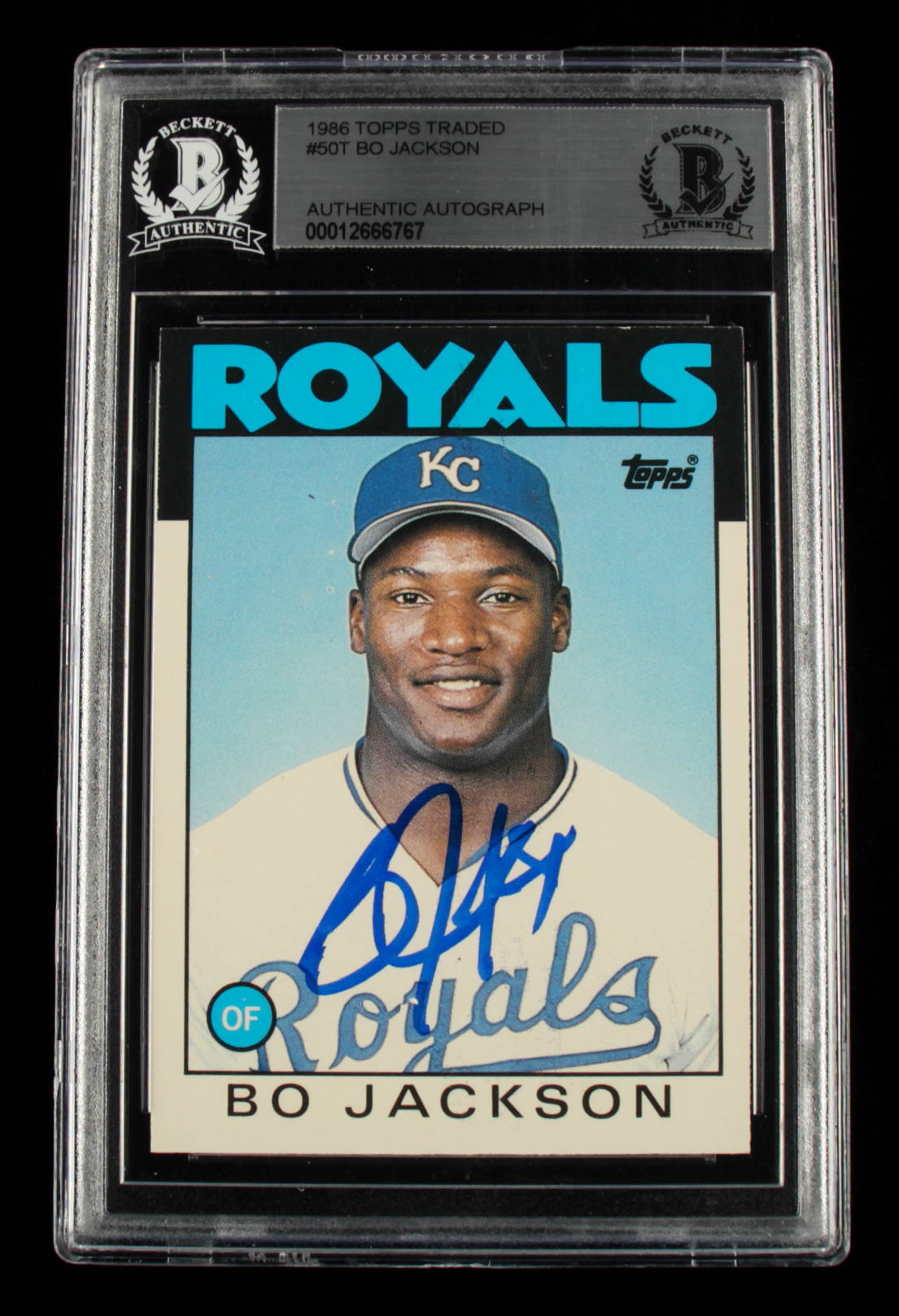 Bo Jackson Signed 1986 Topps Traded #50T XRC (BGS Encapsulated) at PristineAuction.com Bo Jackson Signed 1986 Topps Traded #50T XRC (BGS Encapsulated) at PristineAuction.com