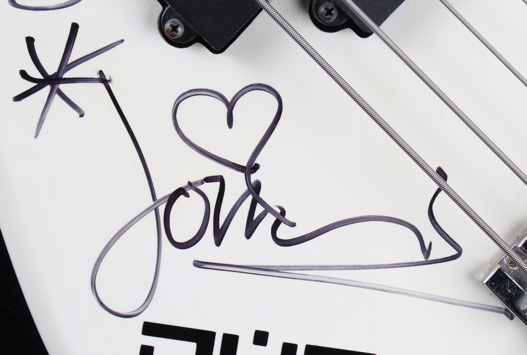 "Duran Duran" 46" Full-Size Electric Bass Guitar Signed by (4) with Simon Le Bon, Nick Rhodes, John Taylor & Warren Cuccurullo (JSA Hologram) at PristineAuction.com "Duran Duran" 46" Full-Size Electric Bass Guitar Signed by (4) with Simon Le Bon, Nick Rhodes, John Taylor & Warren Cuccurullo (JSA Hologram) at PristineAuction.com