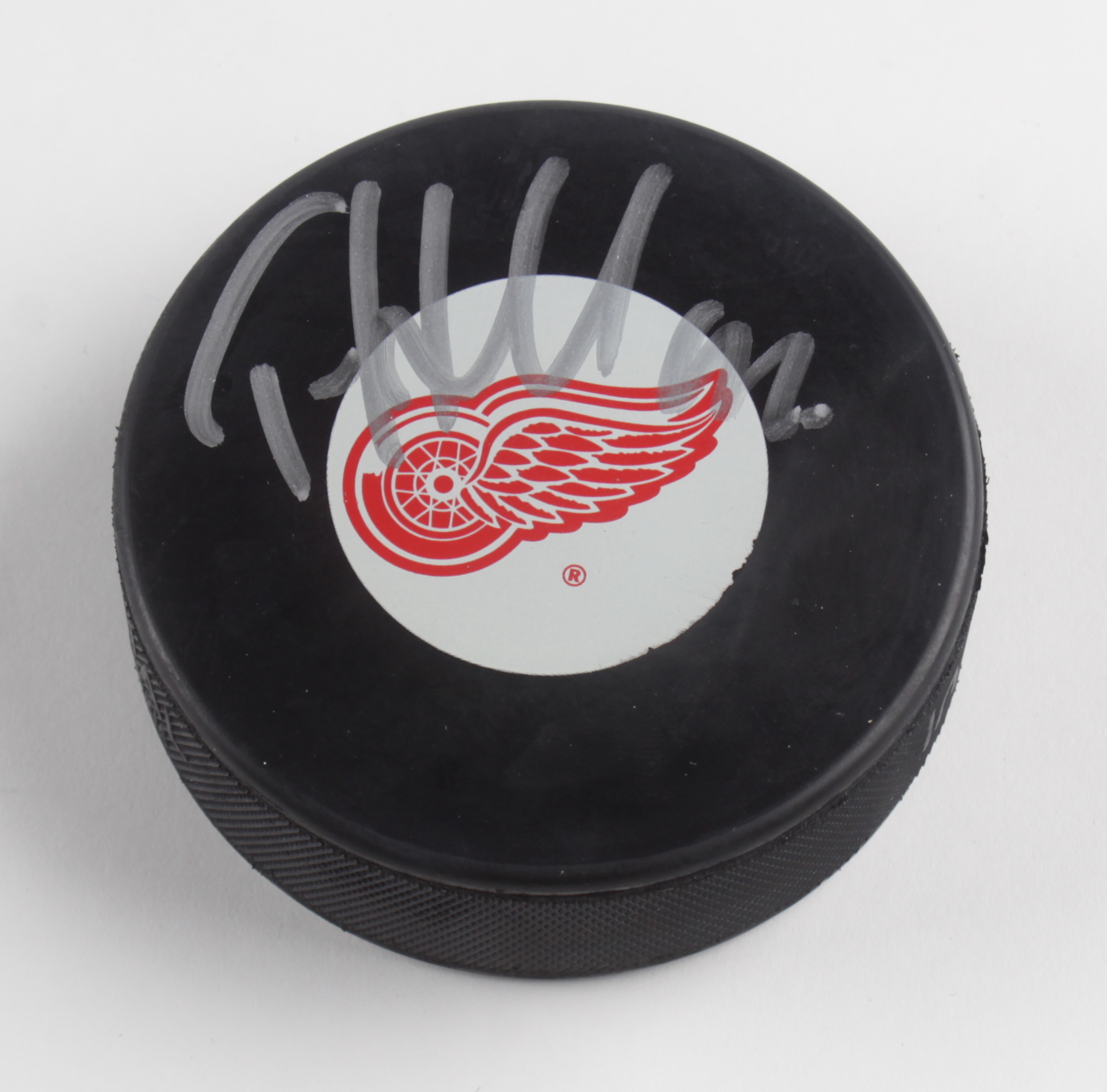 Tomas Holmstrom Signed Red Wings Logo Hockey Puck (JSA COA) at PristineAuction.com Tomas Holmstrom Signed Red Wings Logo Hockey Puck (JSA COA) at PristineAuction.com