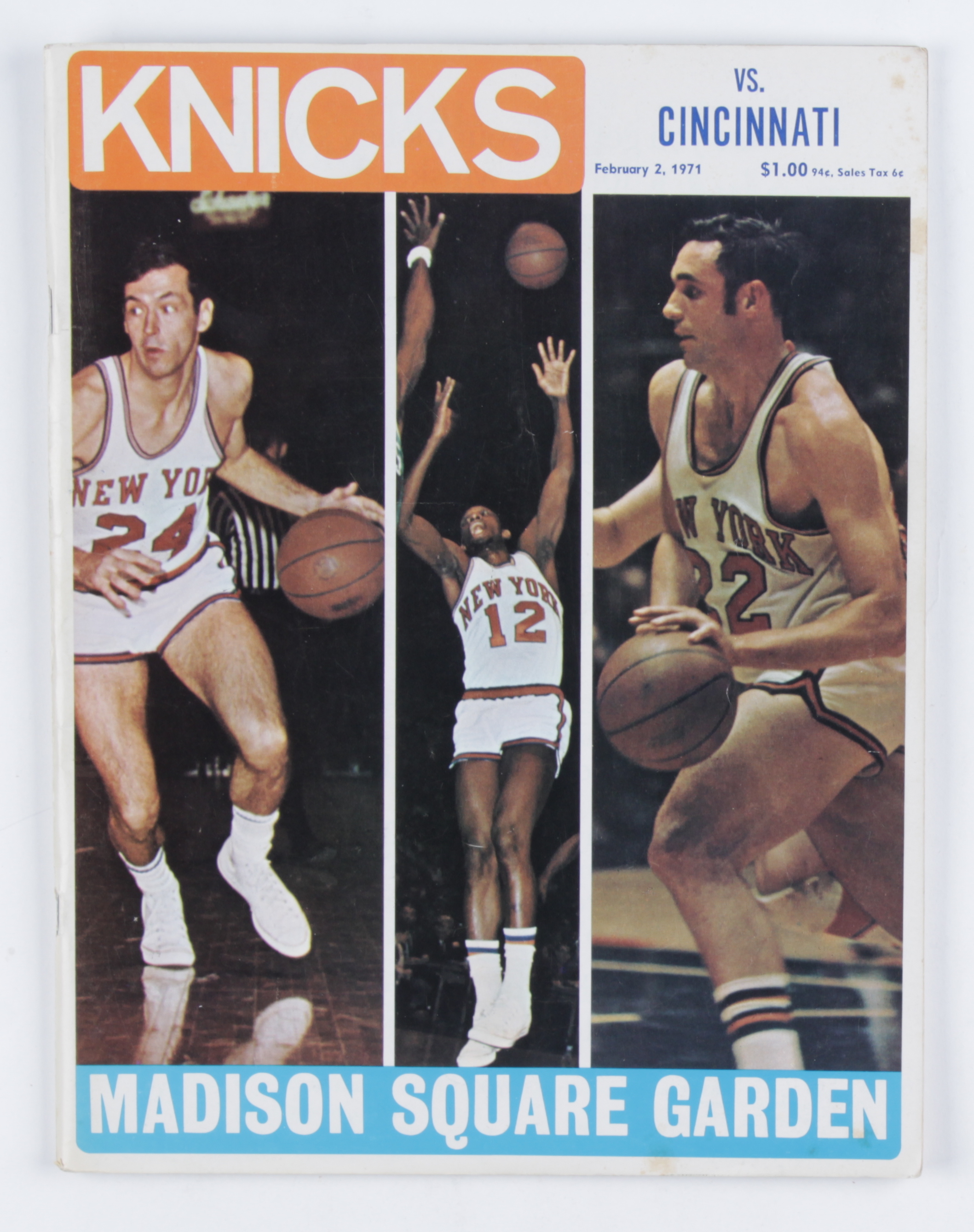 1971 Knicks Original Official Basketball Magazine at PristineAuction.com 1971 Knicks Original Official Basketball Magazine at PristineAuction.com