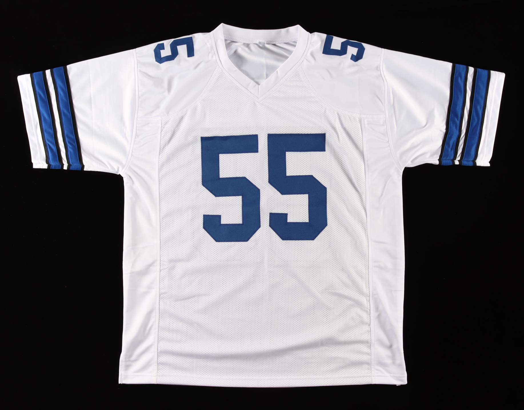 Leighton Vander Esch Signed Jersey (Beckett) at PristineAuction.com Leighton Vander Esch Signed Jersey (Beckett) at PristineAuction.com