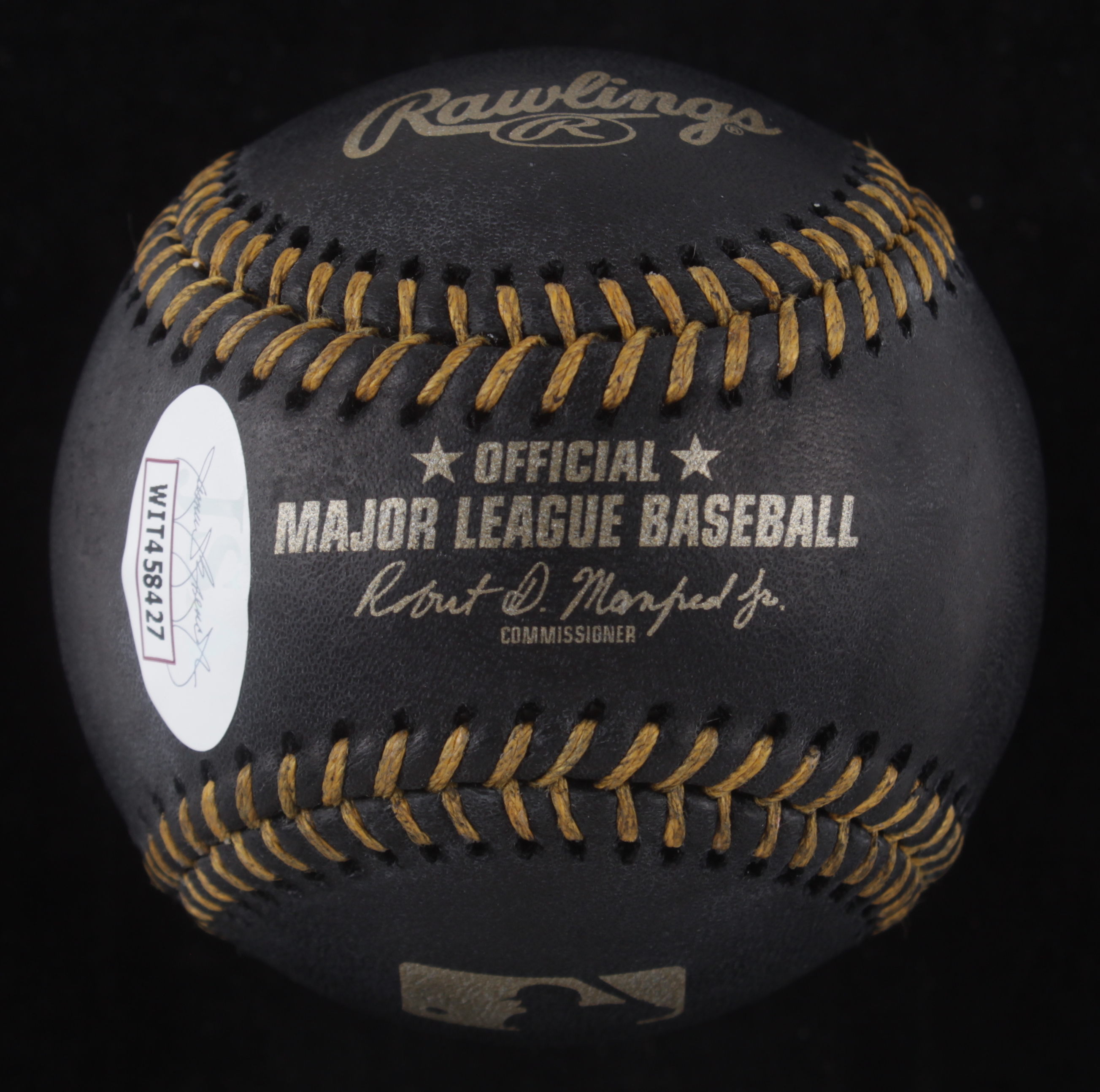 Derrick Lee Signed OML Black Leather Baseball (JSA Hologram) at PristineAuction.com Derrick Lee Signed OML Black Leather Baseball (JSA Hologram) at PristineAuction.com