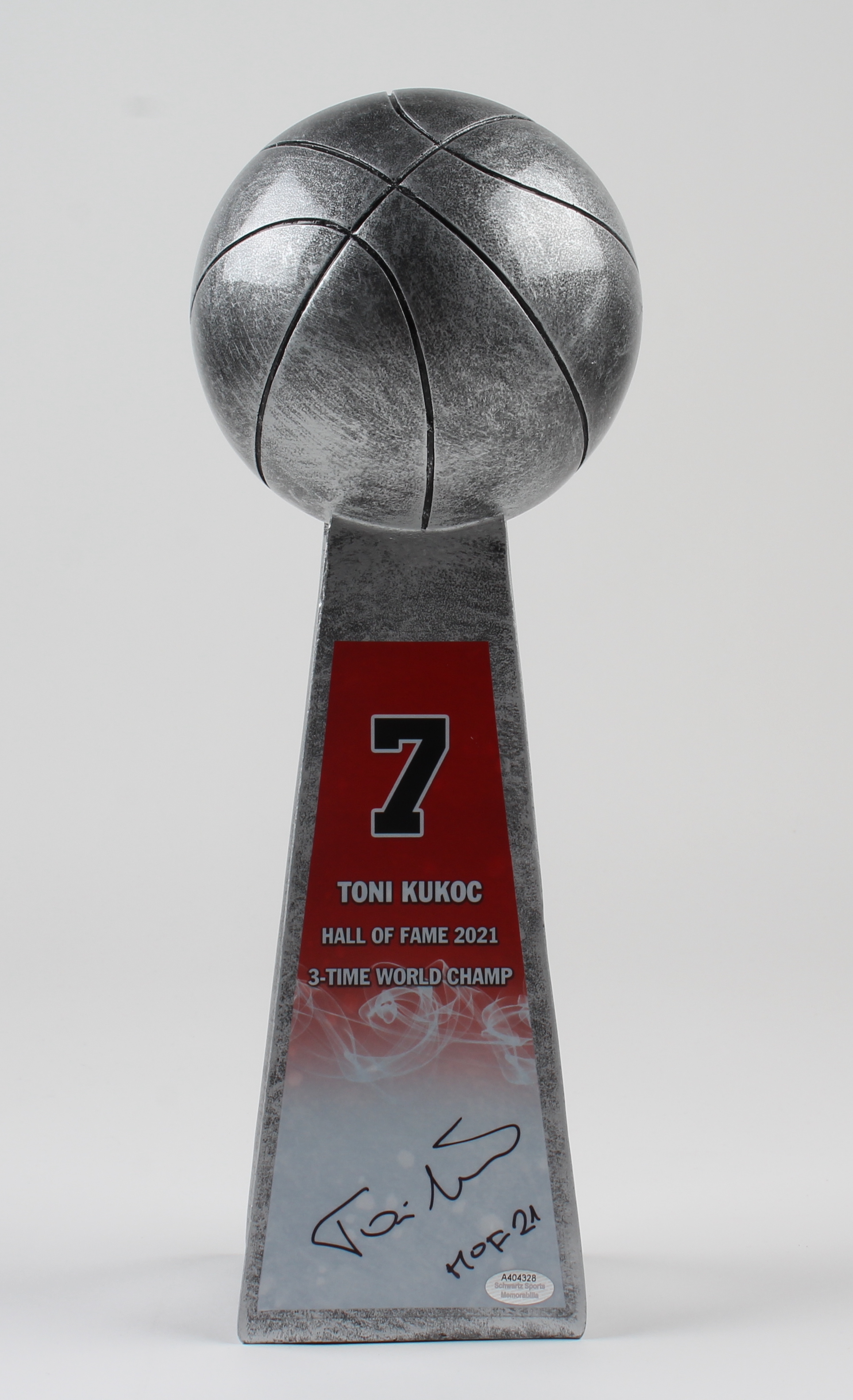 Toni Kukoc Signed 14’’ Silver Basketball Championship Trophy Inscribed "HOF 21" (Schwartz Sports COA) at PristineAuction.com Toni Kukoc Signed 14’’ Silver Basketball Championship Trophy Inscribed "HOF 21" (Schwartz Sports COA) at PristineAuction.com