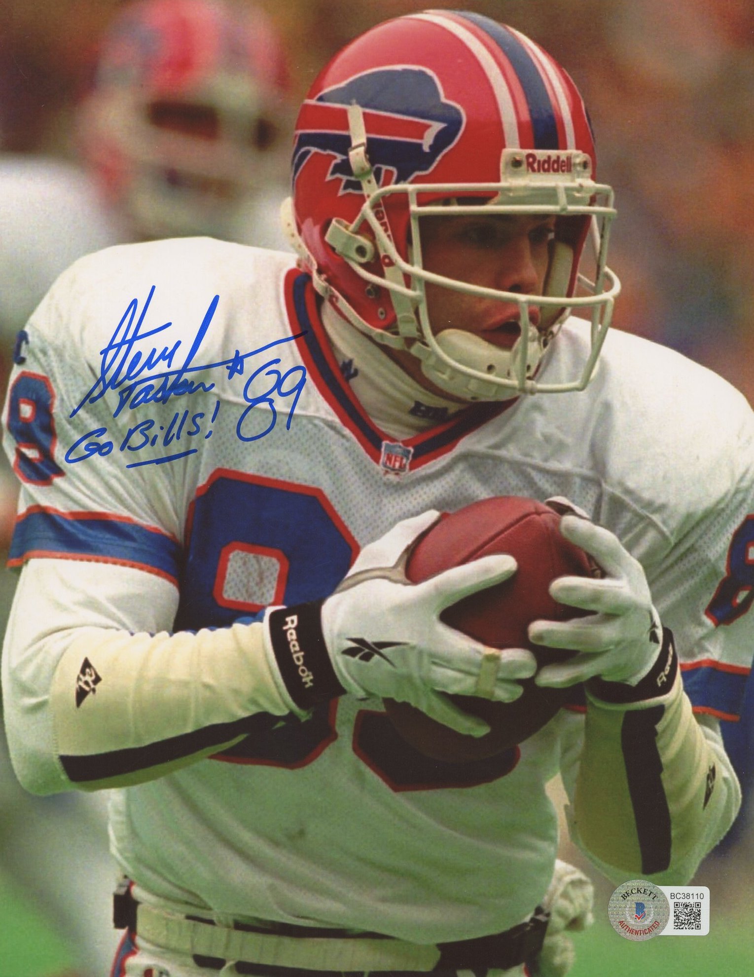 Steve Tasker Signed Bills 8x10 Photo Inscribed "Go Bills!" (Beckett) at PristineAuction.com Steve Tasker Signed Bills 8x10 Photo Inscribed "Go Bills!" (Beckett) at PristineAuction.com
