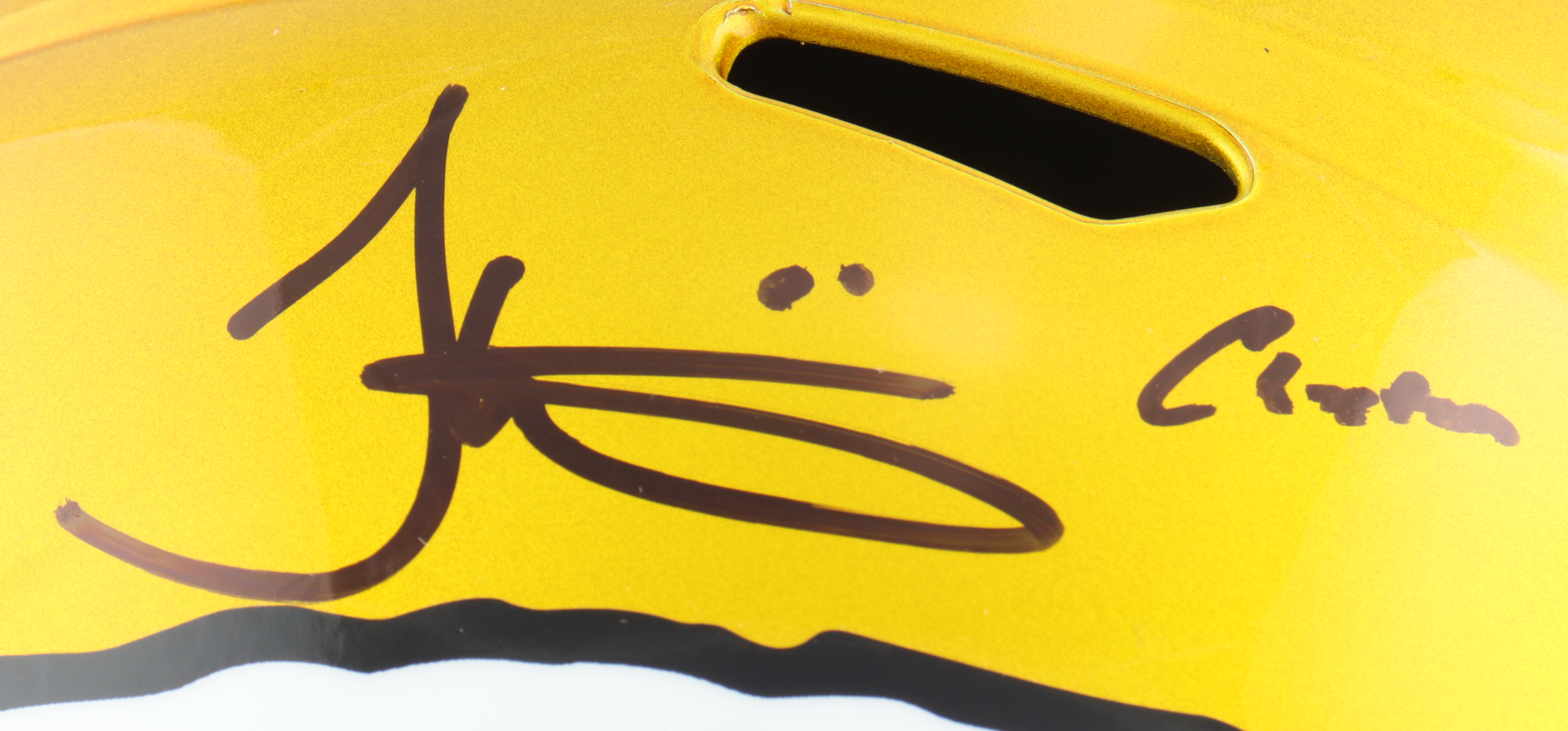 Tyreek Hill Signed Chiefs Full-Size Flash Alternate Speed Helmet Inscribed "Cheetah" (Beckett COA) at PristineAuction.com Tyreek Hill Signed Chiefs Full-Size Flash Alternate Speed Helmet Inscribed "Cheetah" (Beckett COA) at PristineAuction.com