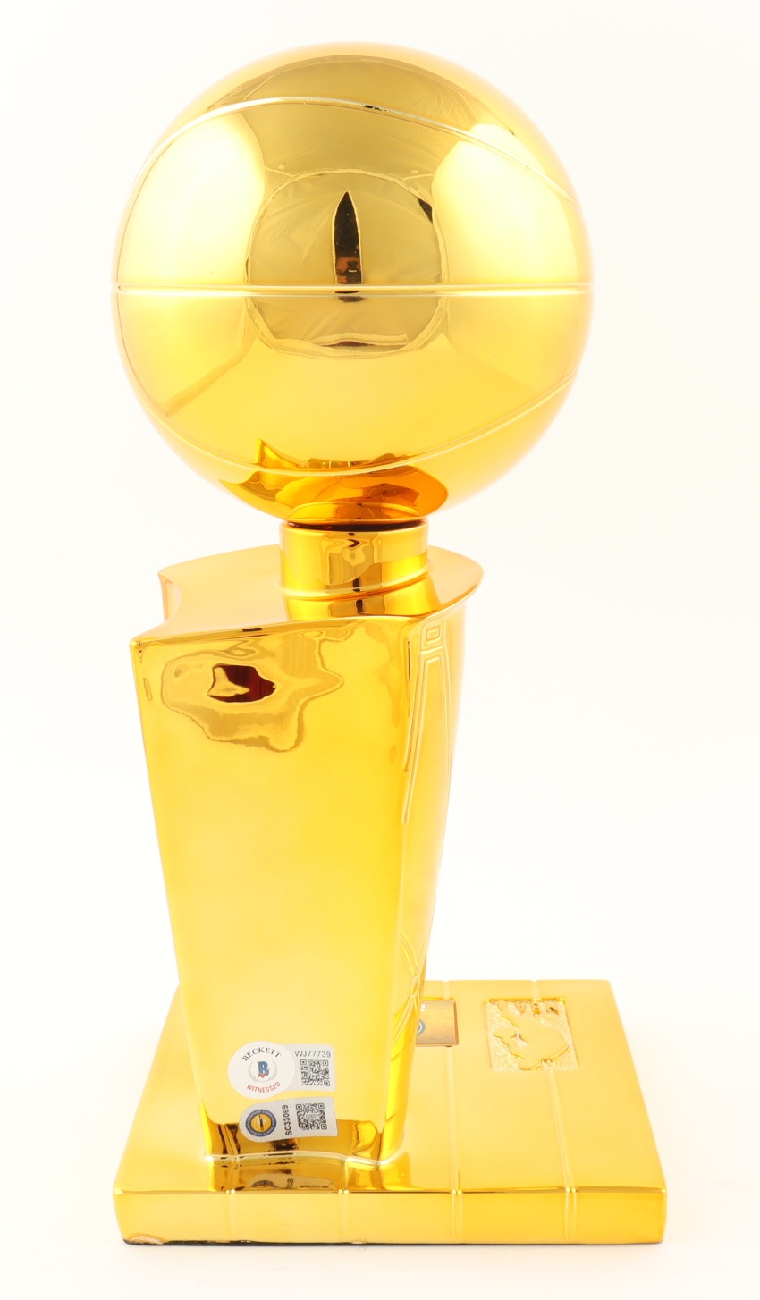 Stephen Curry Signed Warriors 2015 NBA Finals Champions Replica Trophy (Beckett Hologram & USA SM Hologram) at PristineAuction.com Stephen Curry Signed Warriors 2015 NBA Finals Champions Replica Trophy (Beckett Hologram & USA SM Hologram) at PristineAuction.com