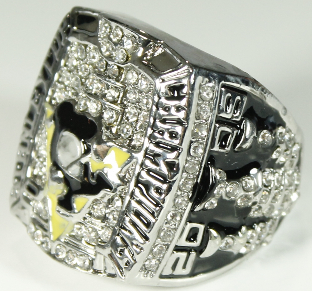 2009 Pittsburgh Penguins Stanley Cup Championship Ring - www