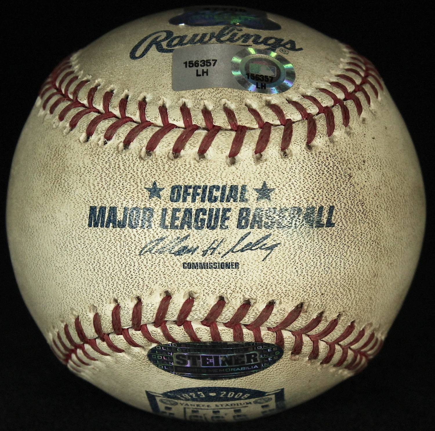 Derek Jeter Signed Game Used OML Yankee Stadium Final Season Commemorative Baseball (Steiner & MLB Hologram) at PristineAuction.com Derek Jeter Signed Game Used OML Yankee Stadium Final Season Commemorative Baseball (Steiner & MLB Hologram) at PristineAuction.com