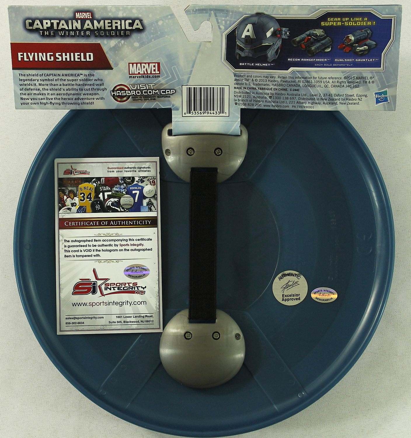 Stan Lee Signed "Captain America" Marvel Toy Flying Shield (Stan Lee Hologram) at PristineAuction.com Stan Lee Signed "Captain America" Marvel Toy Flying Shield (Stan Lee Hologram) at PristineAuction.com