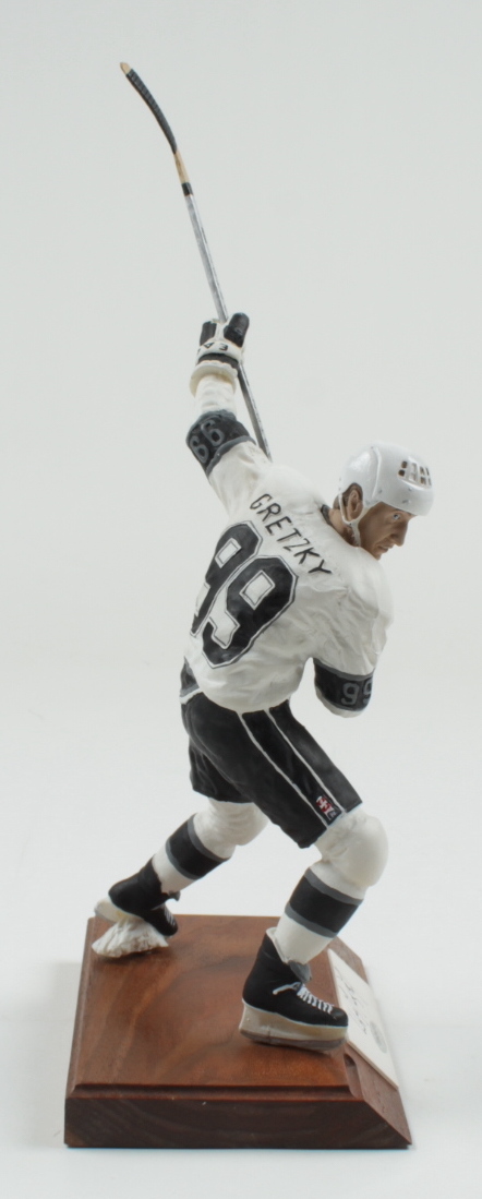 Wayne Gretzky Signed Kings 12" Salvino Statue with Original Box (UDA & Beckett) at PristineAuction.com Wayne Gretzky Signed Kings 12" Salvino Statue with Original Box (UDA & Beckett) at PristineAuction.com