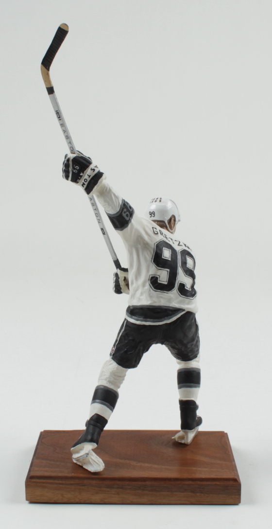 Wayne Gretzky Signed Kings 12" Salvino Statue with Original Box (UDA & Beckett) at PristineAuction.com Wayne Gretzky Signed Kings 12" Salvino Statue with Original Box (UDA & Beckett) at PristineAuction.com