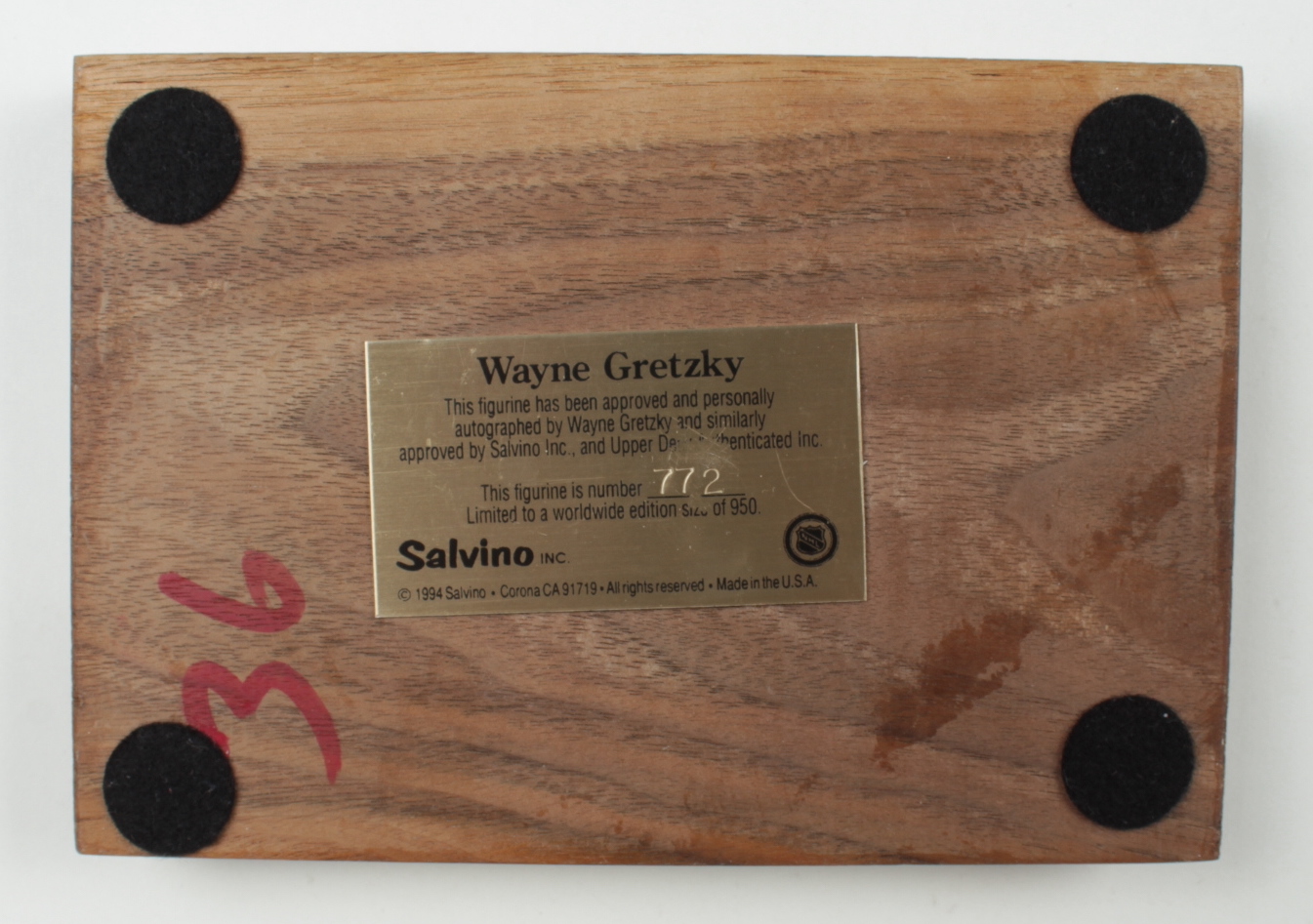 Wayne Gretzky Signed Kings 12" Salvino Statue with Original Box (UDA & Beckett) at PristineAuction.com Wayne Gretzky Signed Kings 12" Salvino Statue with Original Box (UDA & Beckett) at PristineAuction.com