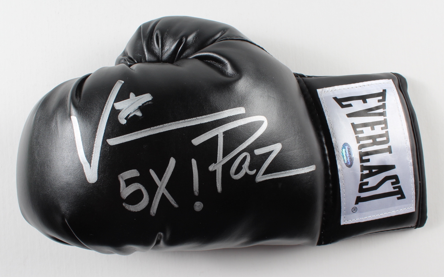 Vinny Paz Signed Everlast Boxing Glove Inscribed "5X!" (Schwartz Sports) at PristineAuction.com Vinny Paz Signed Everlast Boxing Glove Inscribed "5X!" (Schwartz Sports) at PristineAuction.com