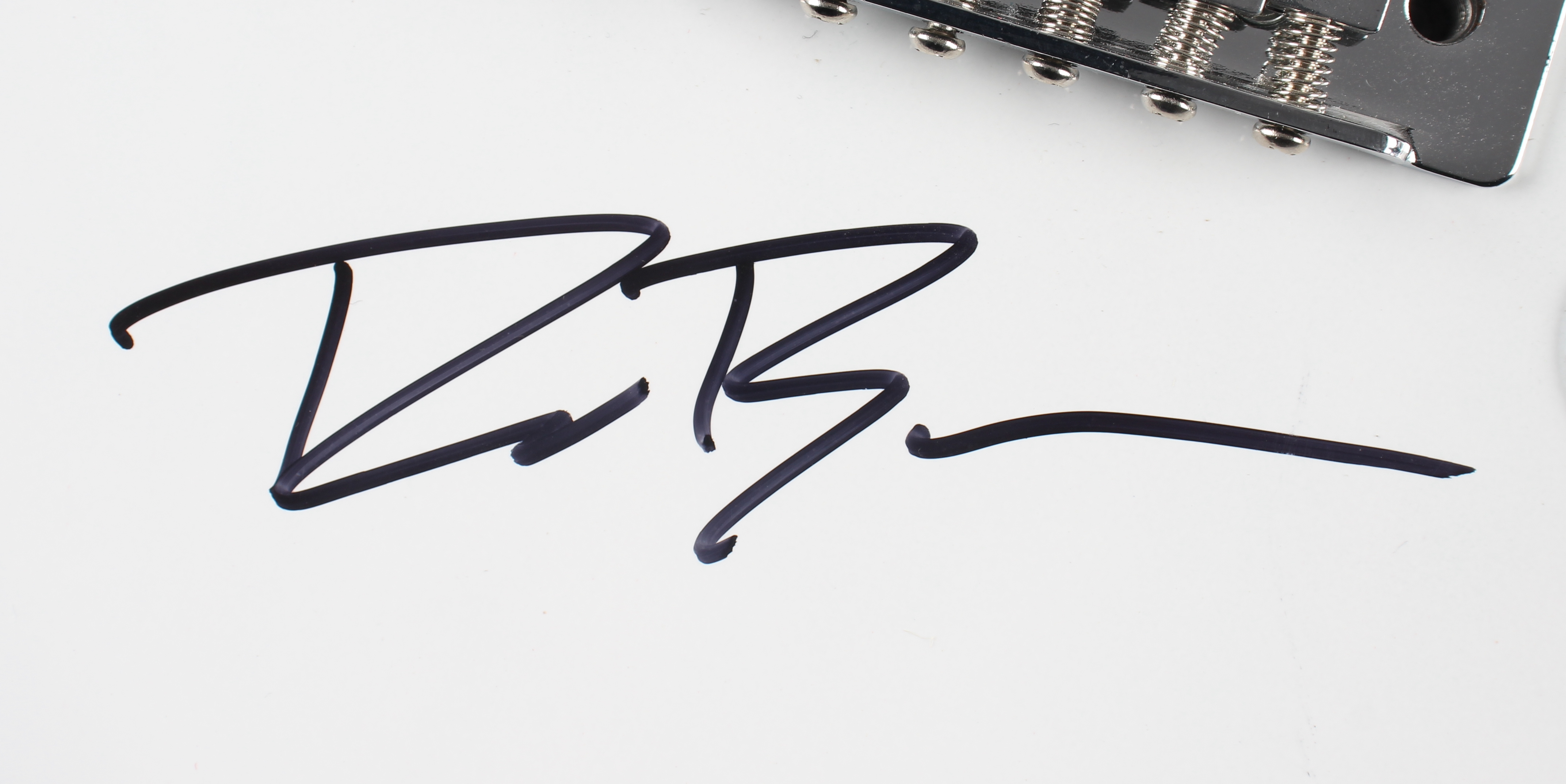 Dierks Bentley Signed Full-Size 39" Electric Guitar (Beckett) at PristineAuction.com Dierks Bentley Signed Full-Size 39" Electric Guitar (Beckett) at PristineAuction.com