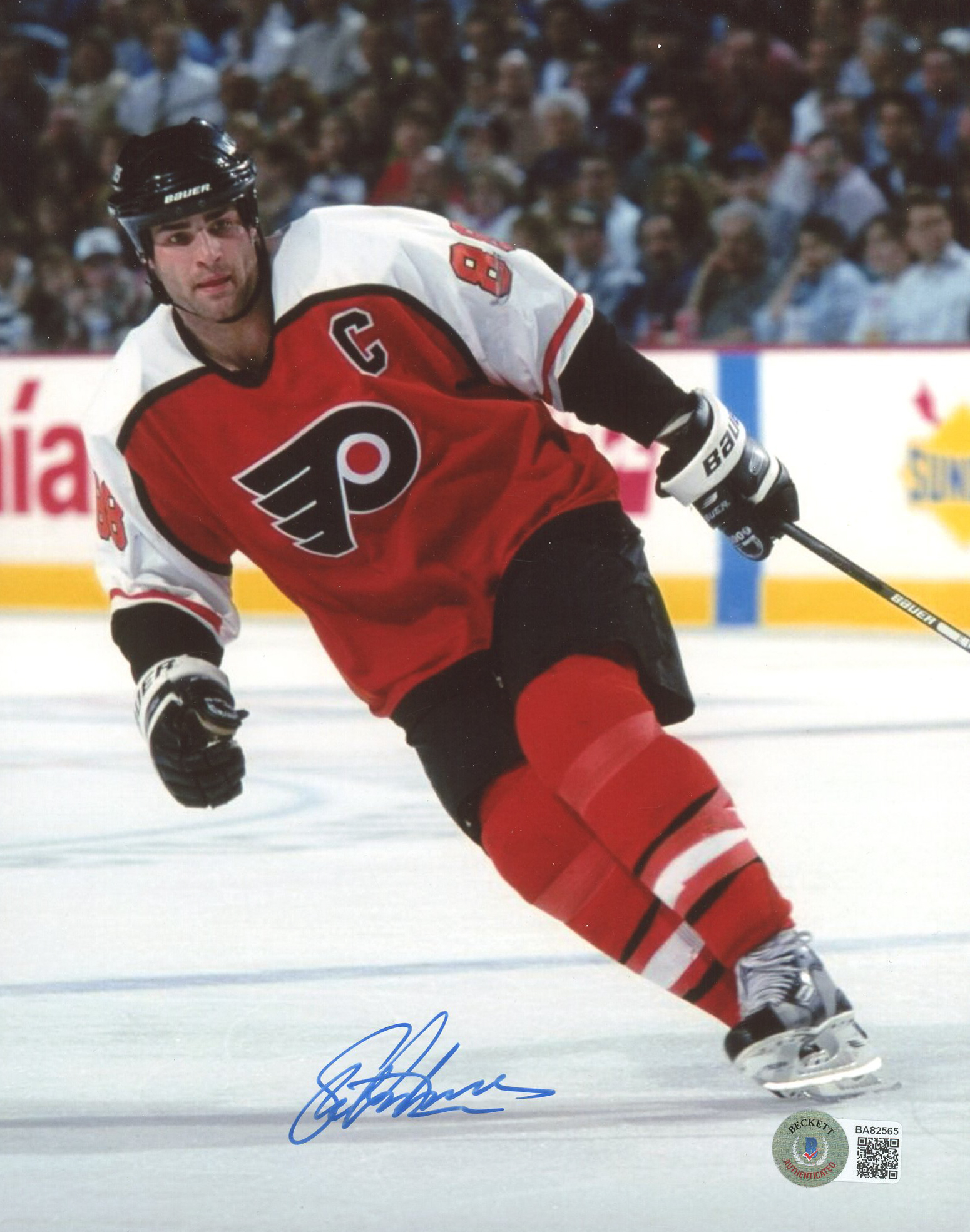 Eric Lindros Signed Flyers 8x10 Photo (Beckett COA) at PristineAuction.com Eric Lindros Signed Flyers 8x10 Photo (Beckett COA) at PristineAuction.com