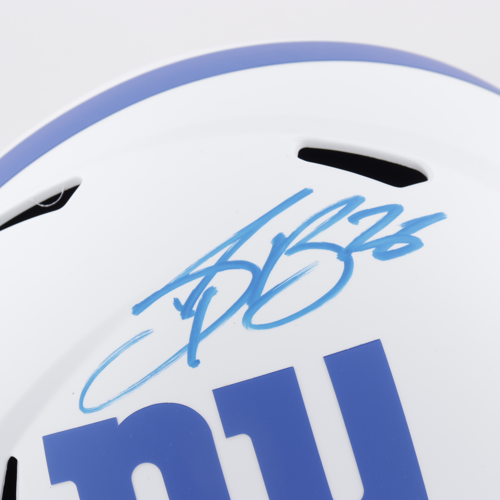 Saquon Barkley Signed Giants Full-Size Lunar Eclipse Alternate Speed Helmet (Beckett) at PristineAuction.com Saquon Barkley Signed Giants Full-Size Lunar Eclipse Alternate Speed Helmet (Beckett) at PristineAuction.com