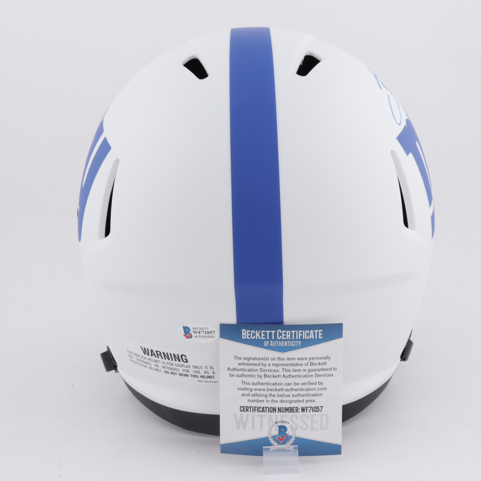 Saquon Barkley Signed Giants Full-Size Lunar Eclipse Alternate Speed Helmet (Beckett) at PristineAuction.com Saquon Barkley Signed Giants Full-Size Lunar Eclipse Alternate Speed Helmet (Beckett) at PristineAuction.com