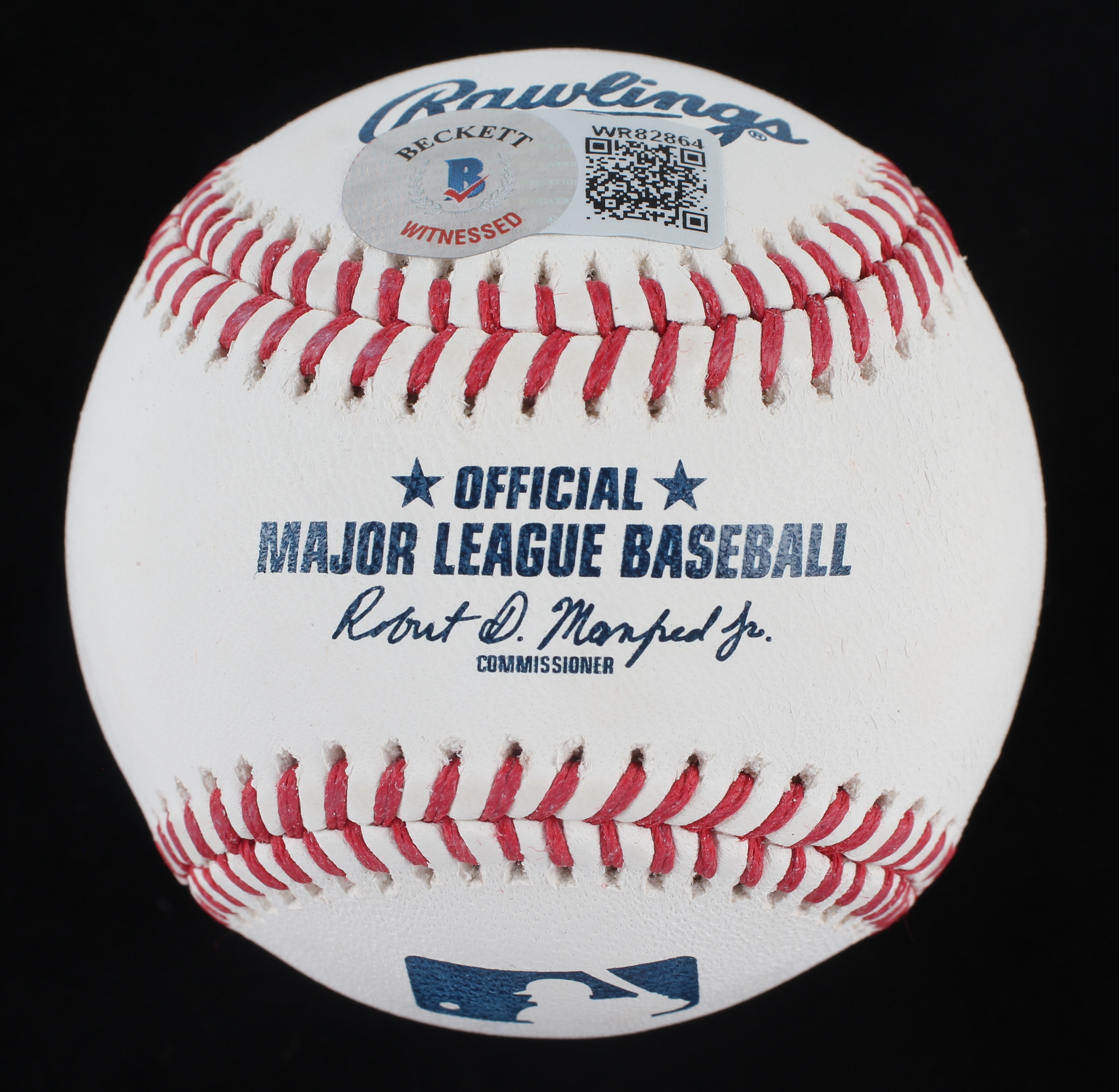 Vladimir Guerrero Sr. Signed OML Baseball (Beckett Hologram) at PristineAuction.com Vladimir Guerrero Sr. Signed OML Baseball (Beckett Hologram) at PristineAuction.com