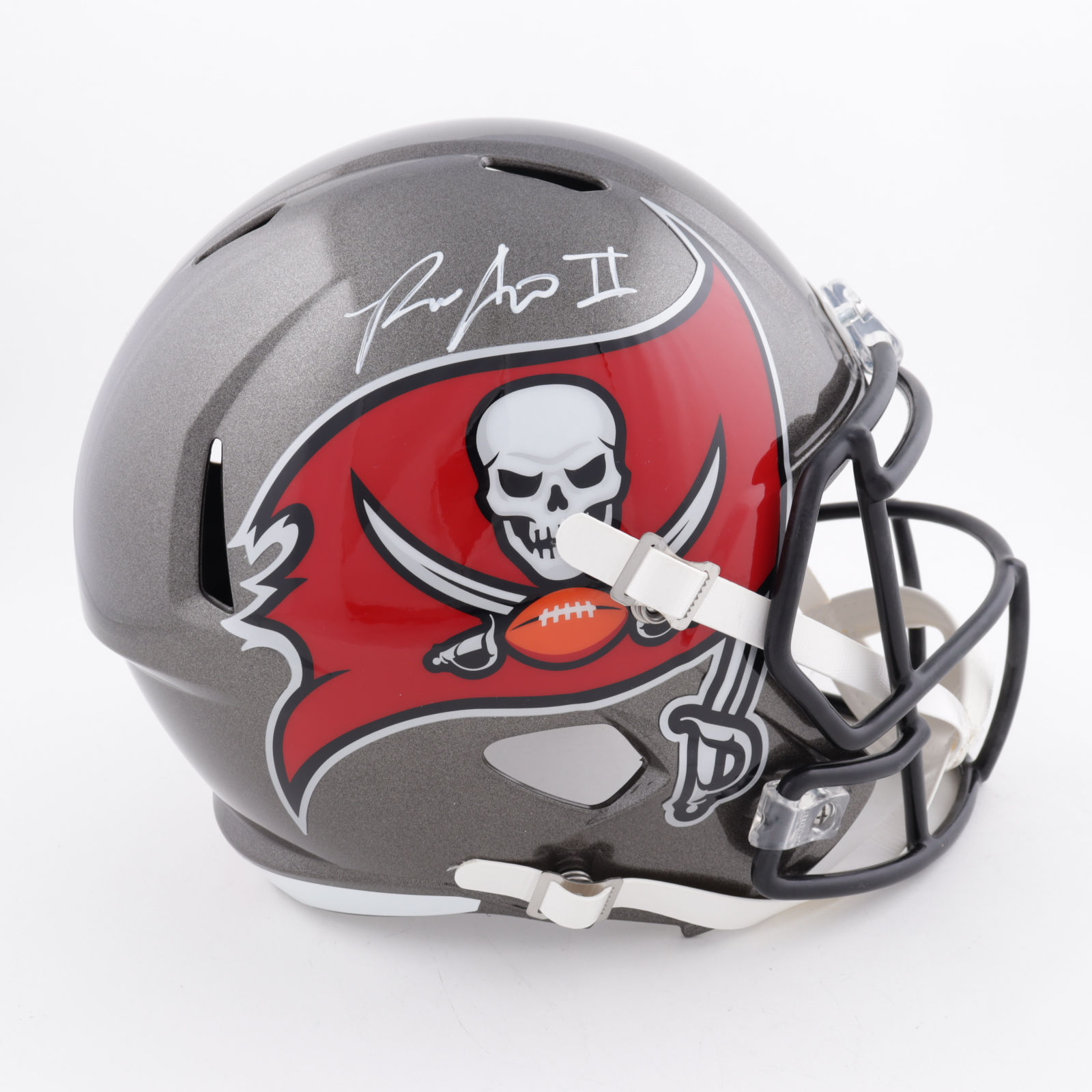 Ronald Jones II Signed Buccaneers Full-Size Speed Helmet (Beckett COA) at PristineAuction.com Ronald Jones II Signed Buccaneers Full-Size Speed Helmet (Beckett COA) at PristineAuction.com